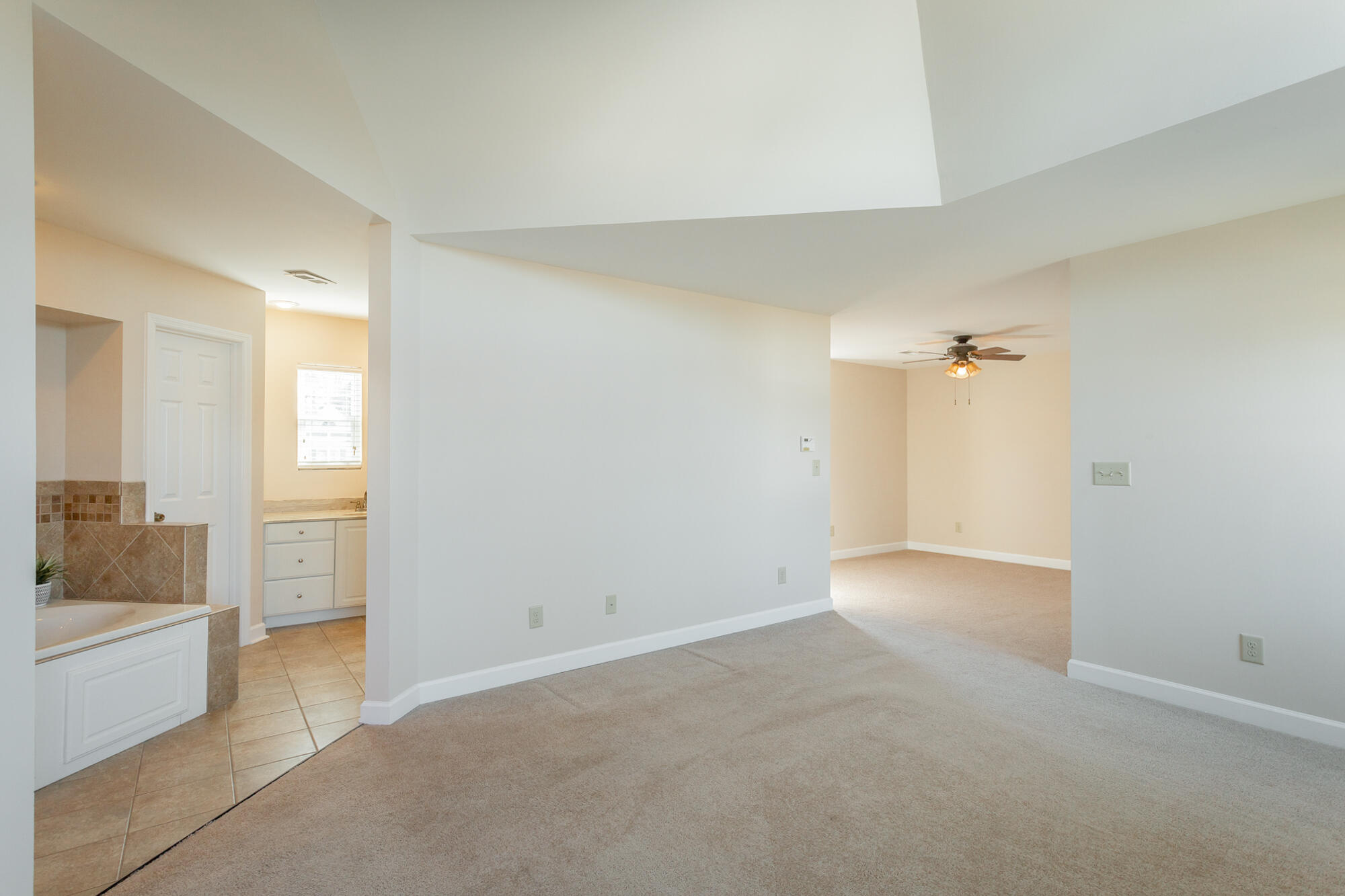 2323 Laurelton Creek Lane