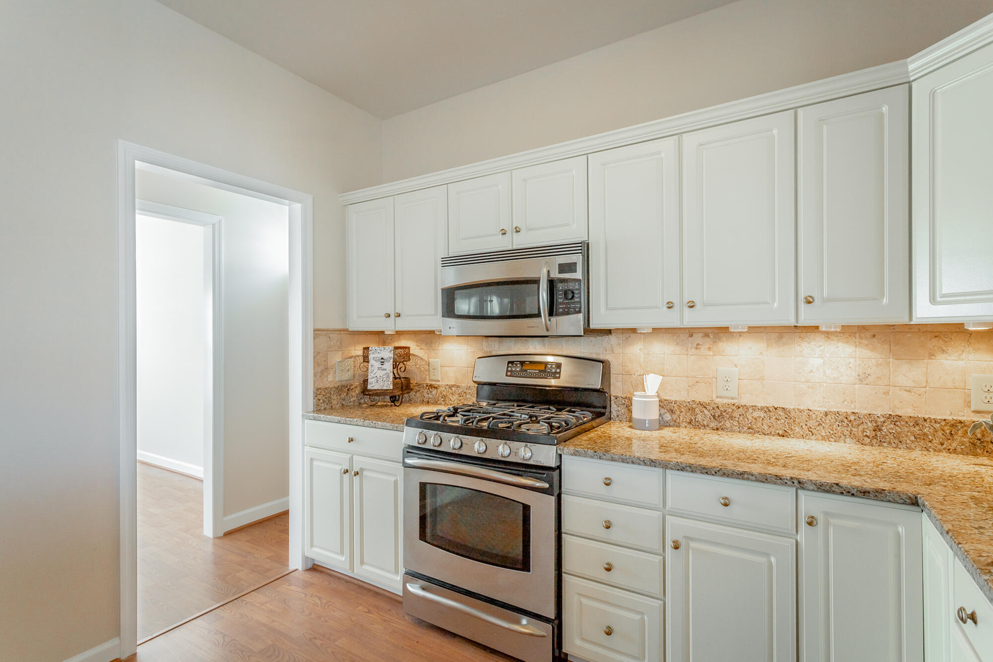 2323 Laurelton Creek Lane