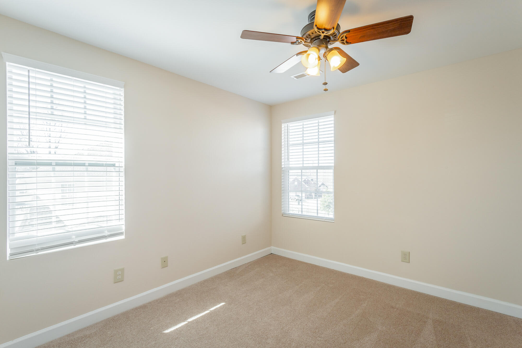 2323 Laurelton Creek Lane
