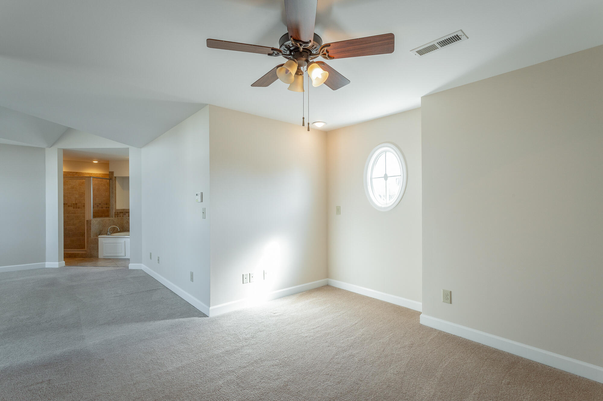 2323 Laurelton Creek Lane