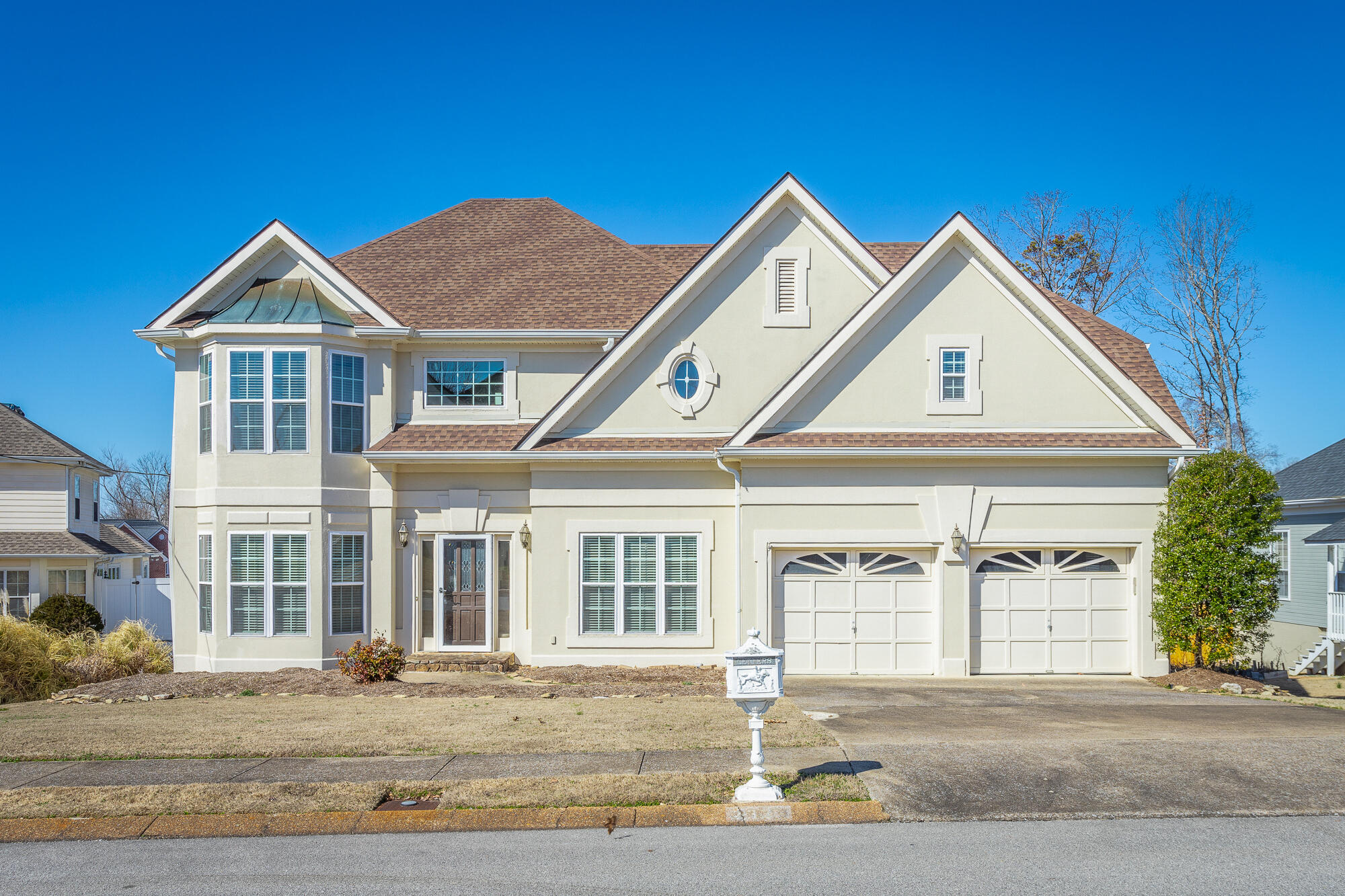 2323 Laurelton Creek Lane