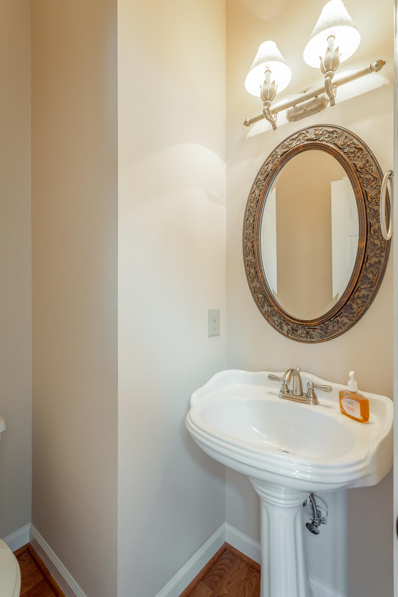 2323 Laurelton Creek Lane