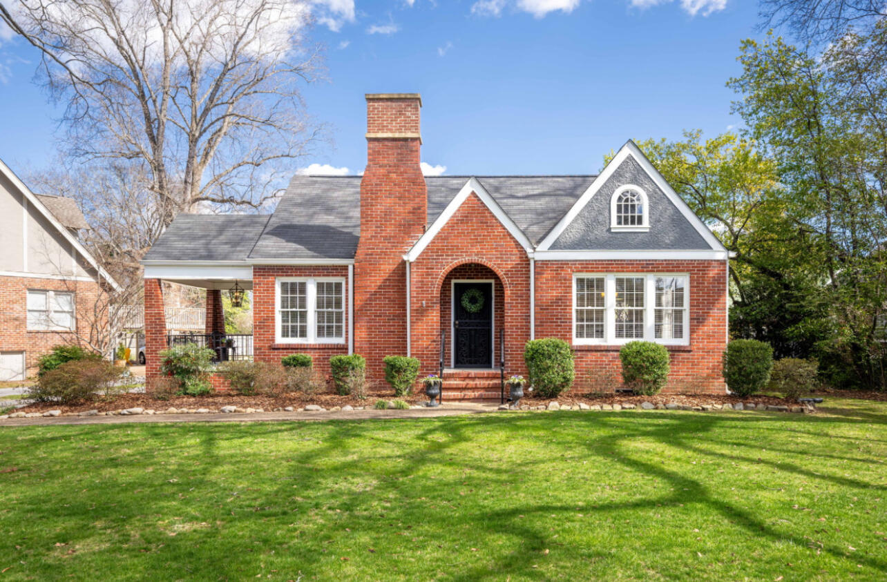 16 S Sweetbriar Avenue
