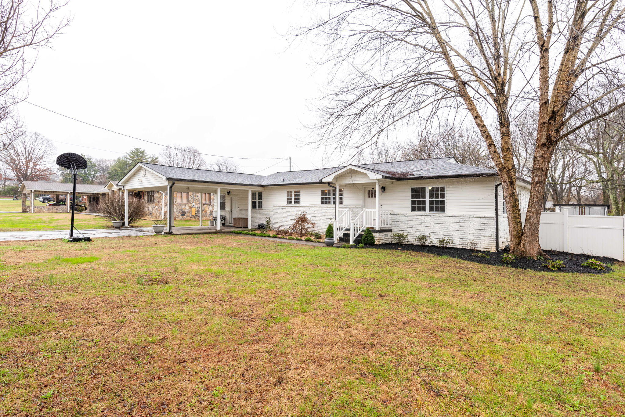 120 NE Gale Drive