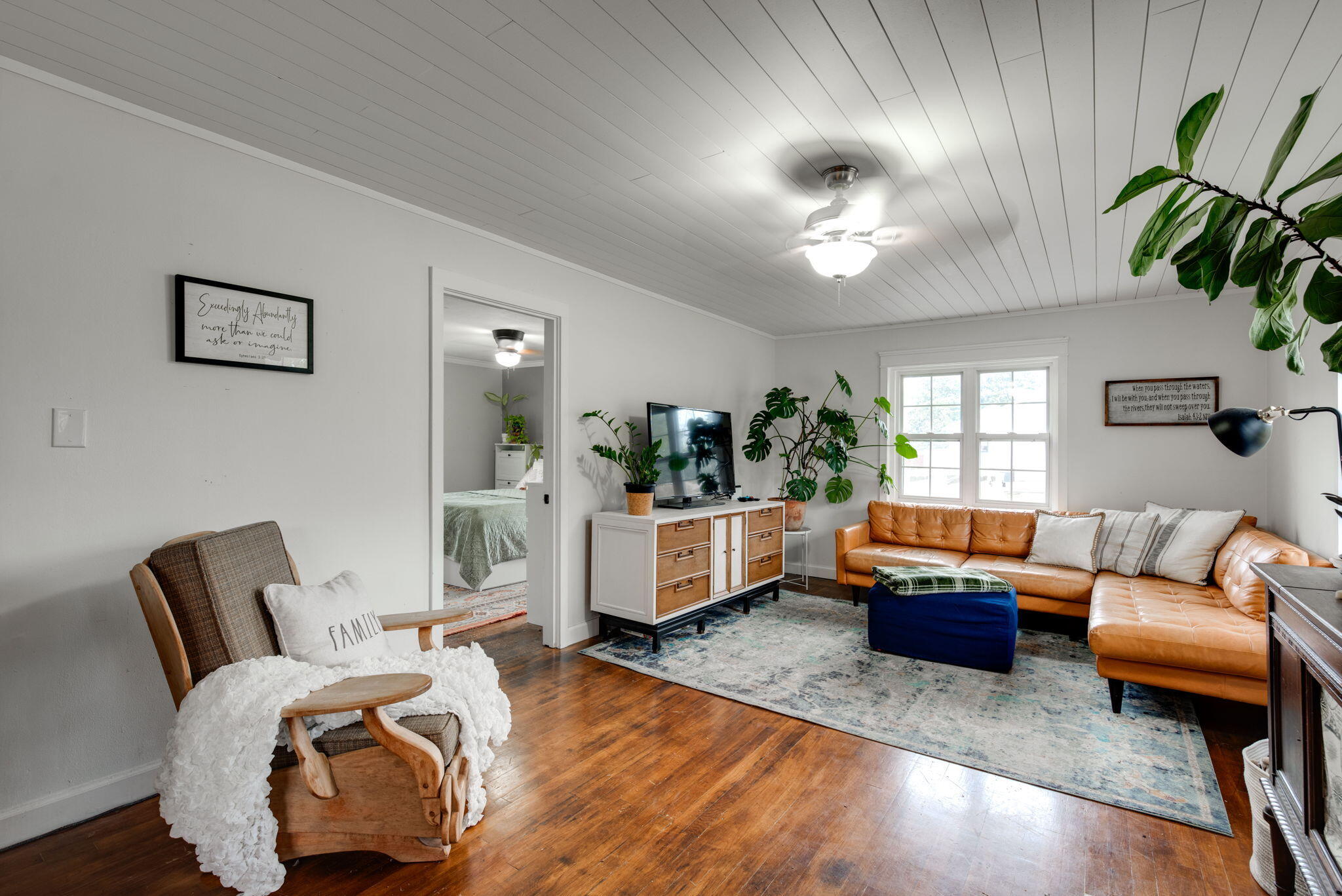 120 NE Gale Drive