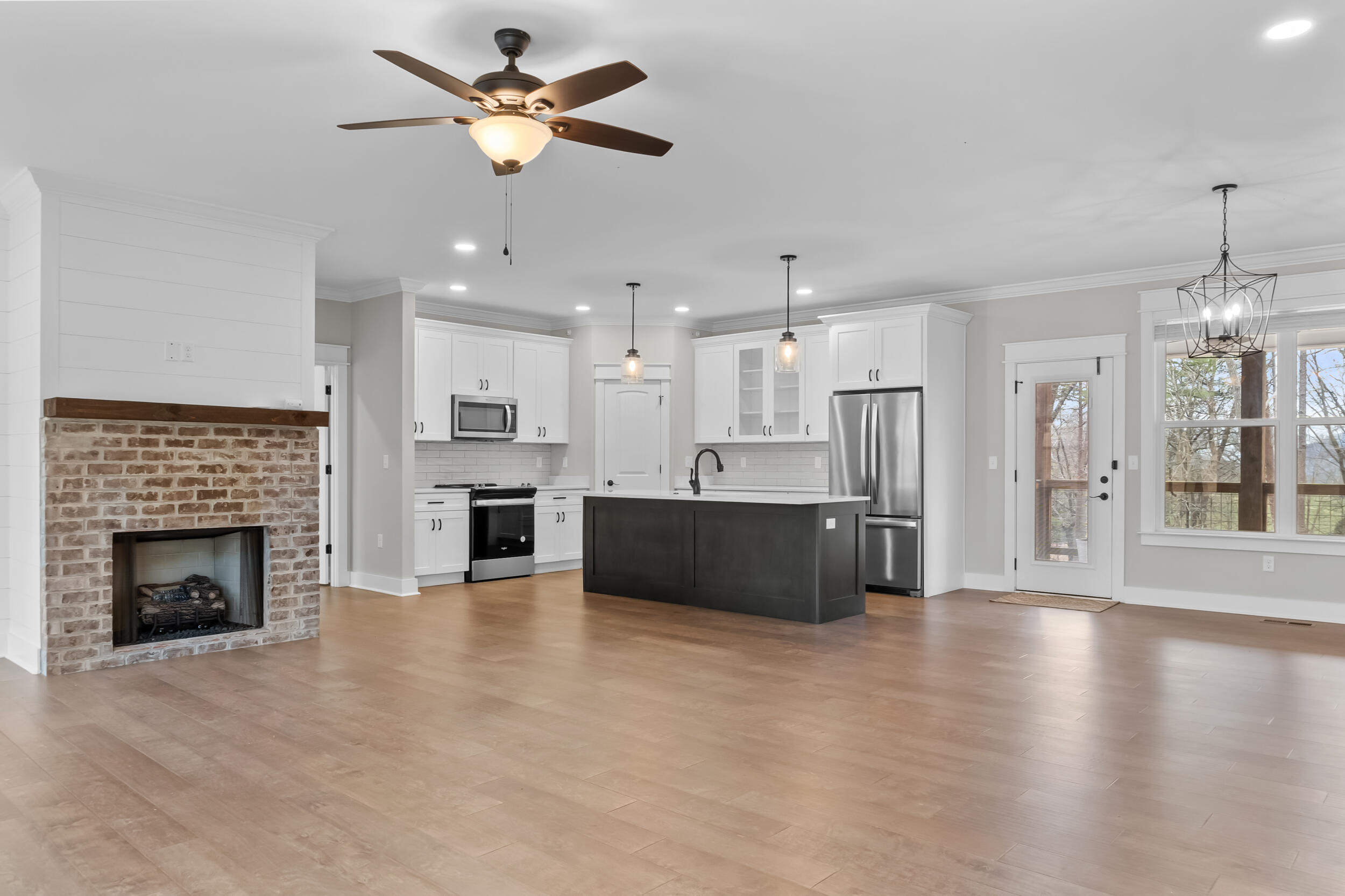 215 Dockwell