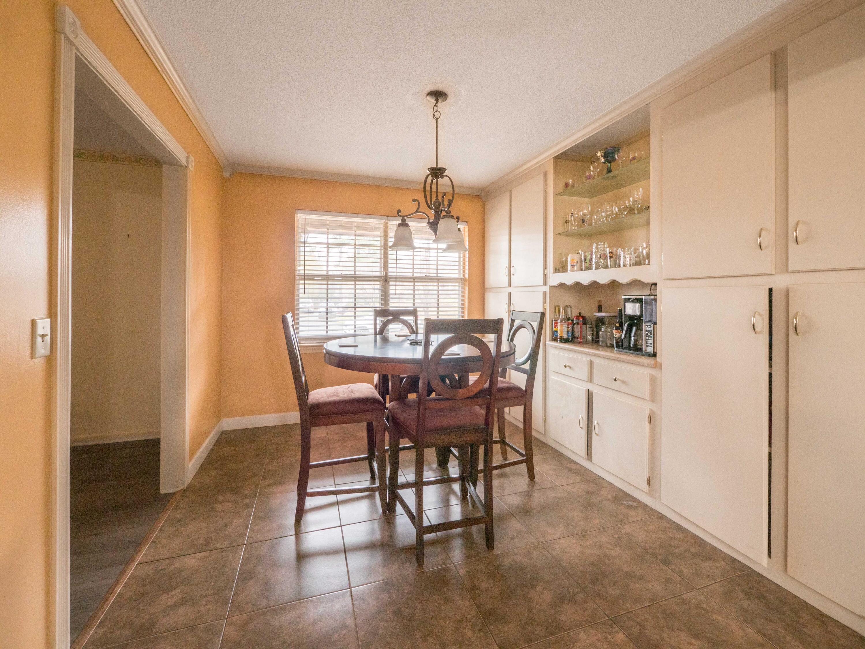 8616 Surry Circle