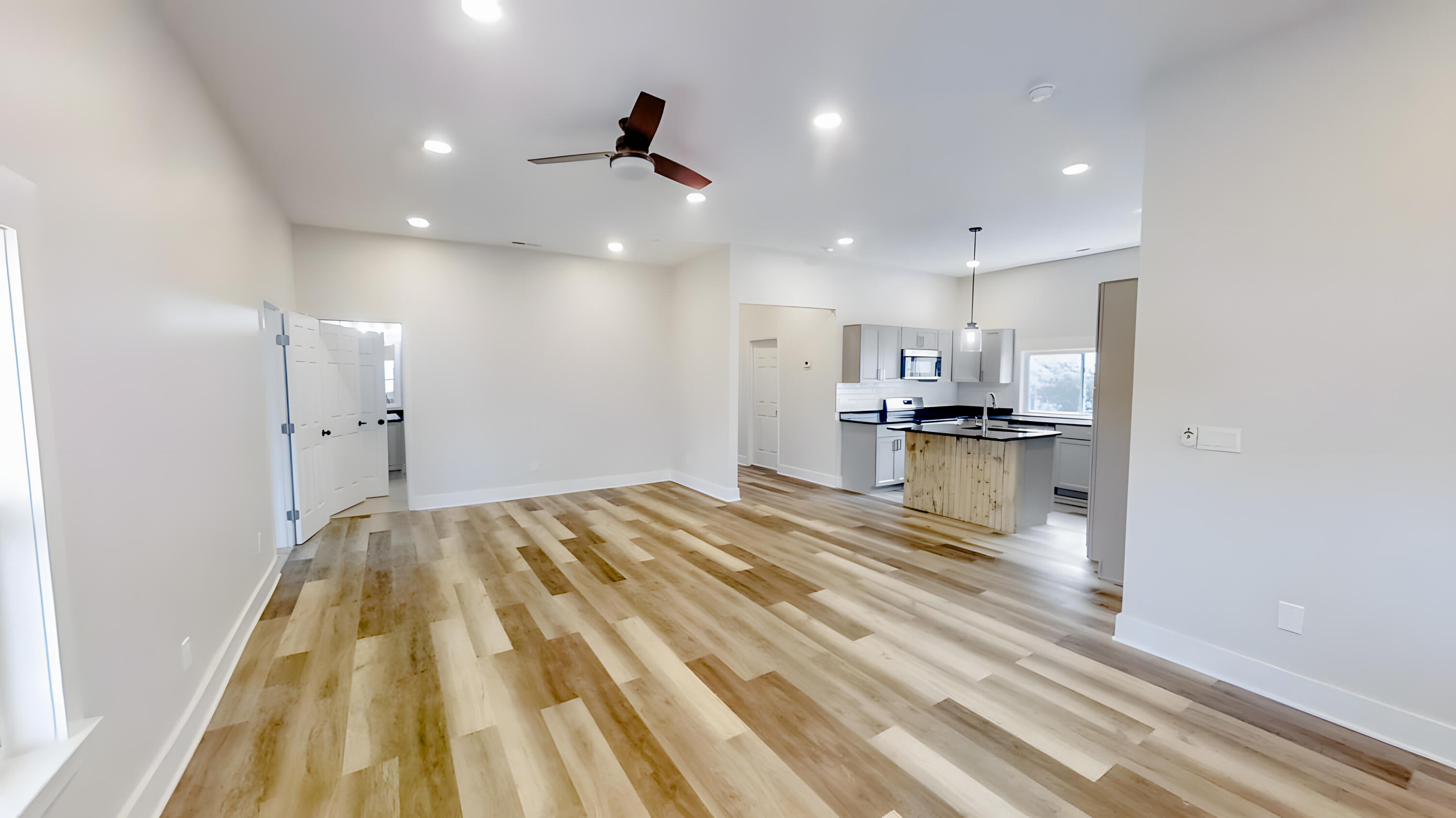 4004 Highland Avenue