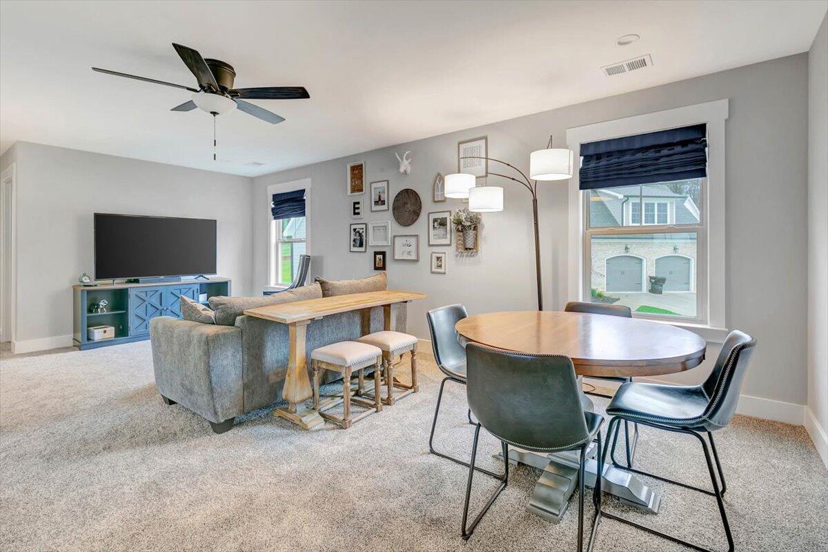 142 NW Opal Trail