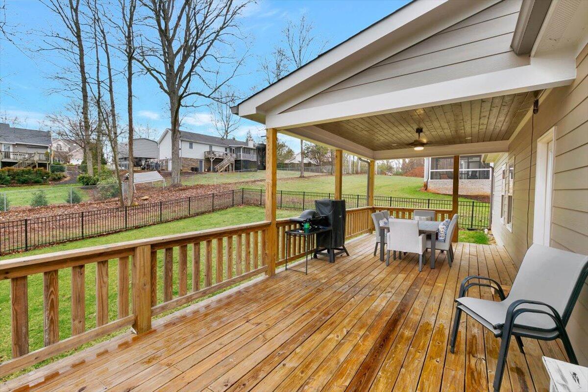 142 NW Opal Trail
