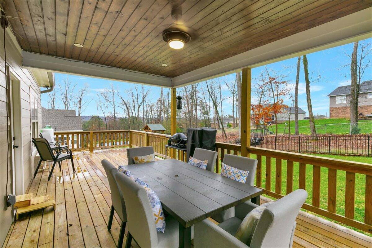 142 NW Opal Trail