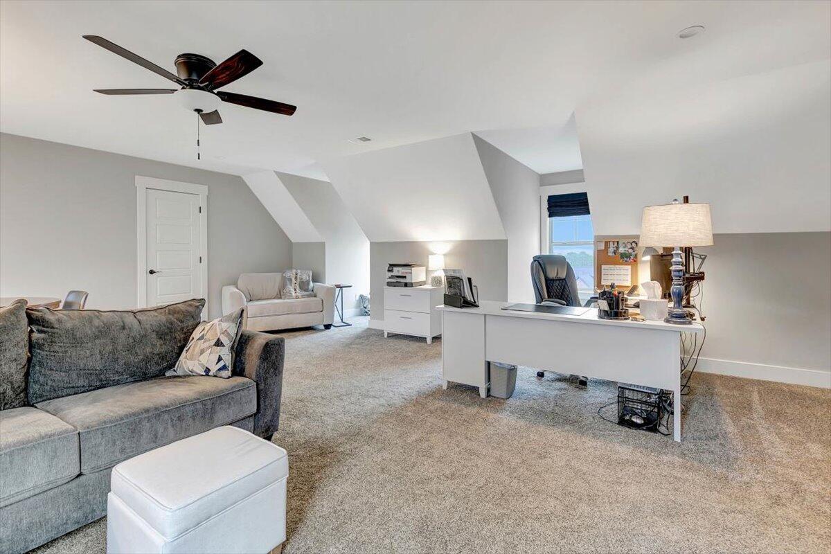 142 NW Opal Trail