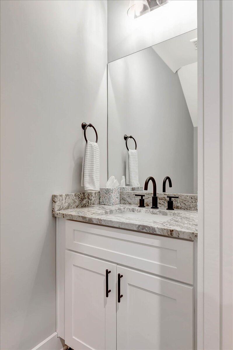 142 NW Opal Trail