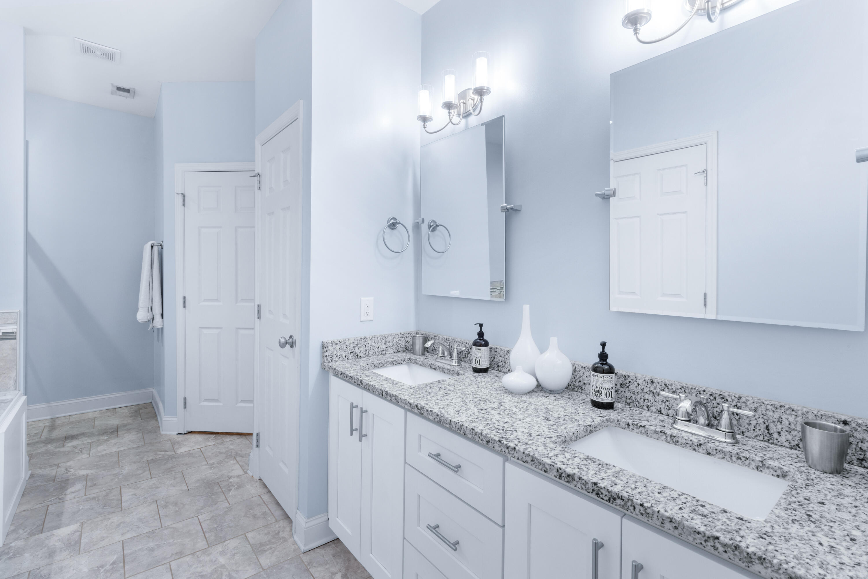 6814 Satya Way, Unit 8
