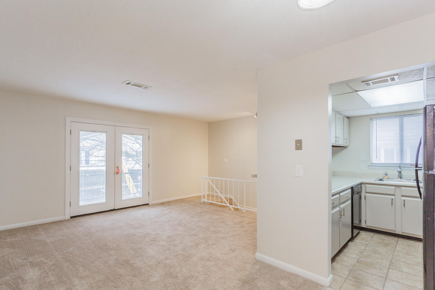 3908 N Quail Lane