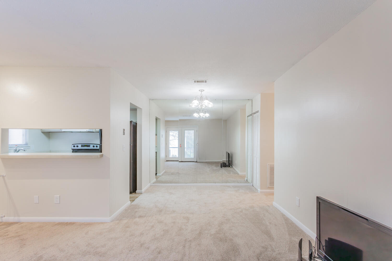 3908 N Quail Lane