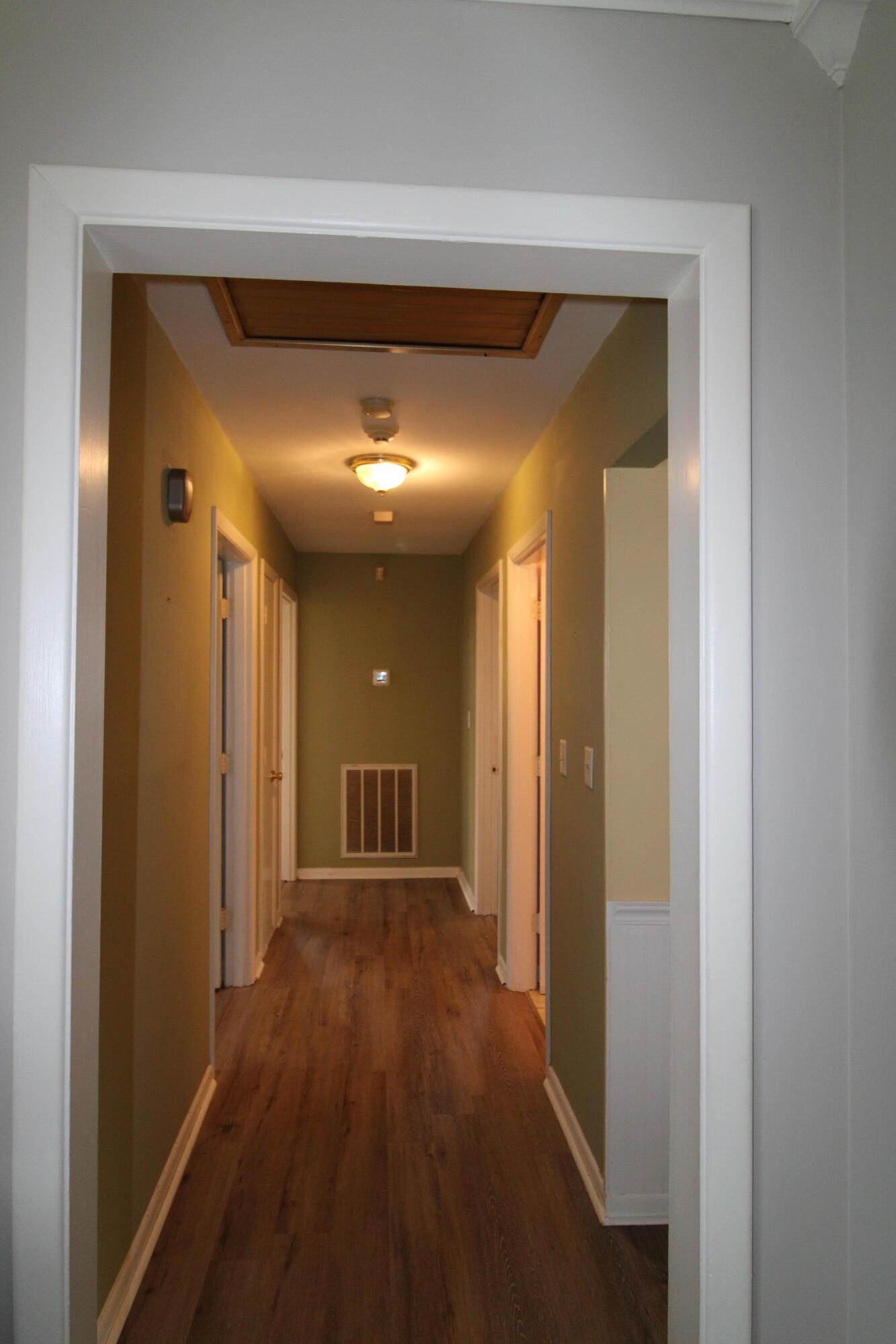 5742 Lyle Circle