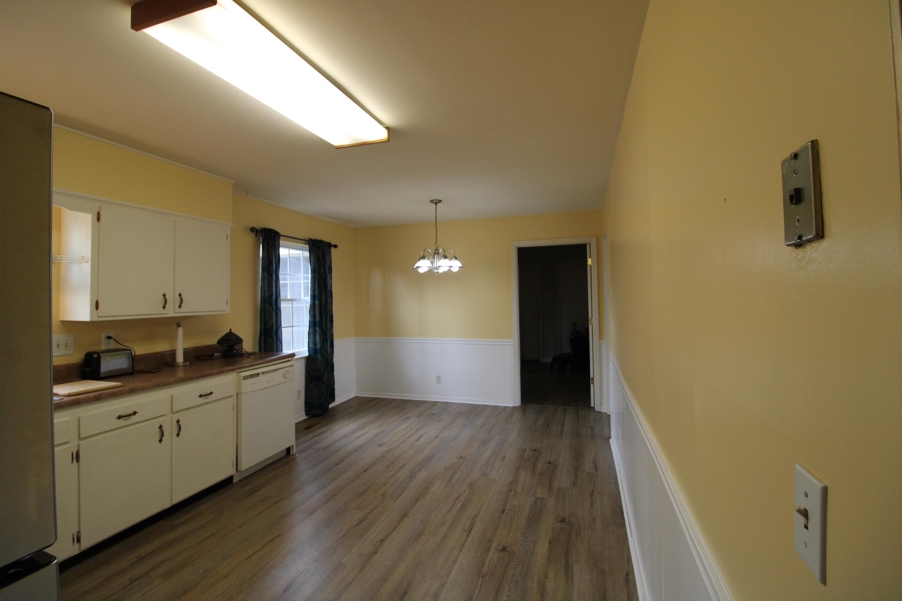 5742 Lyle Circle