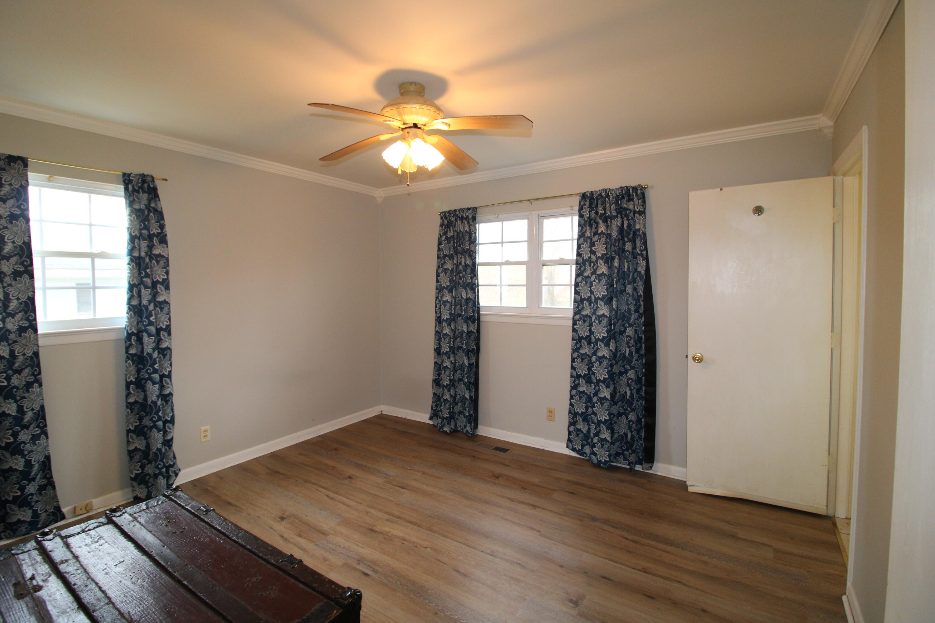 5742 Lyle Circle