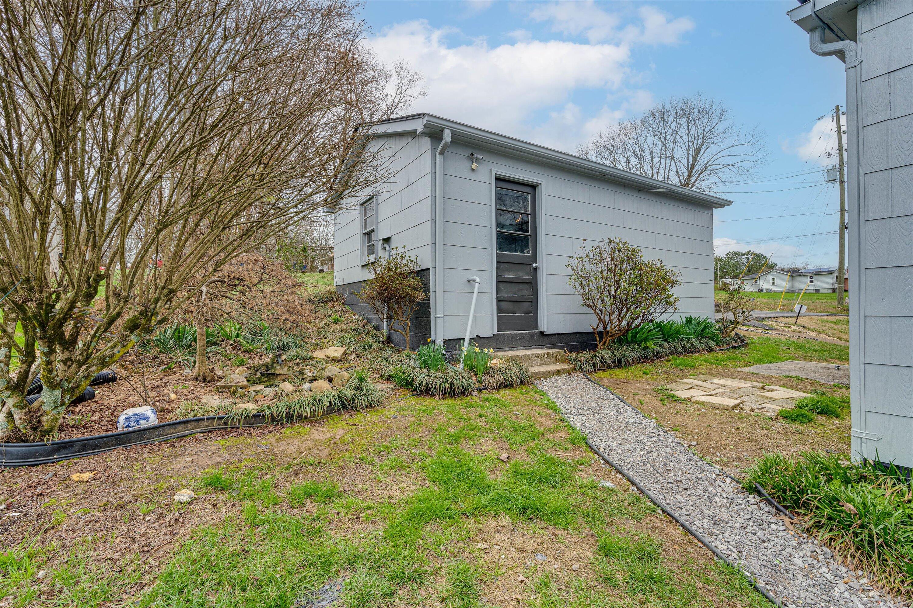 44 Williams Lane