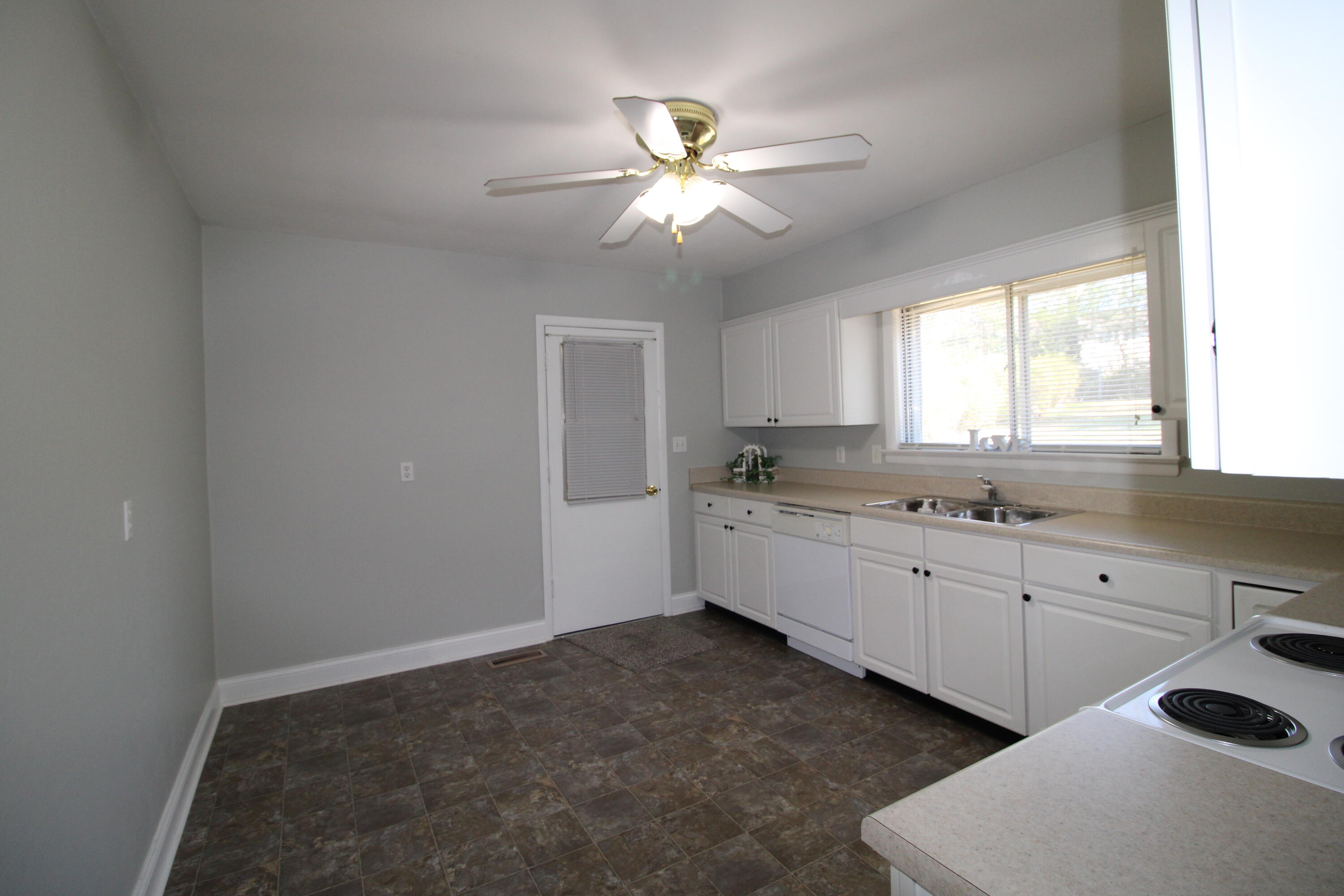 1205 Echo Drive