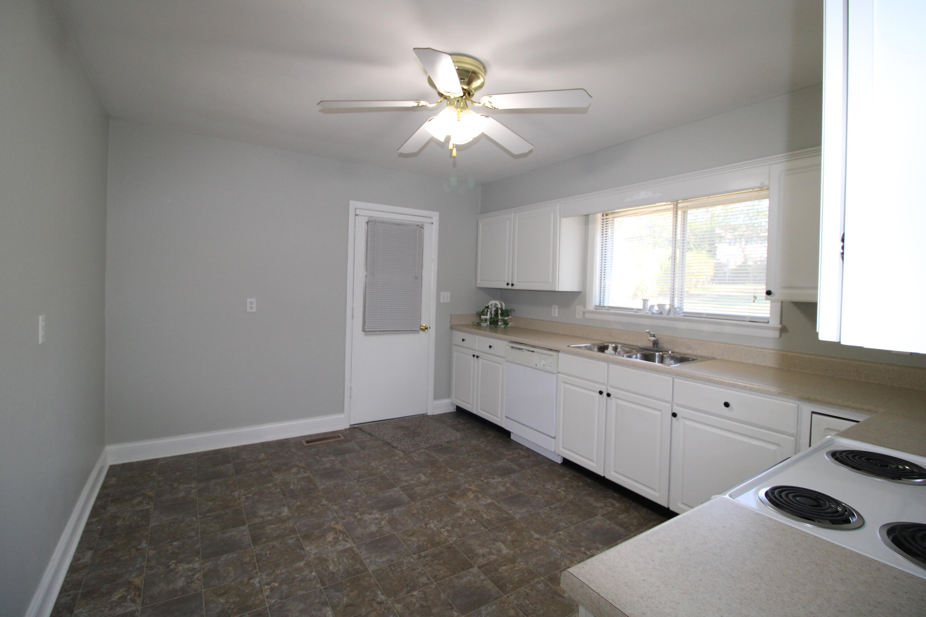 1205 Echo Drive