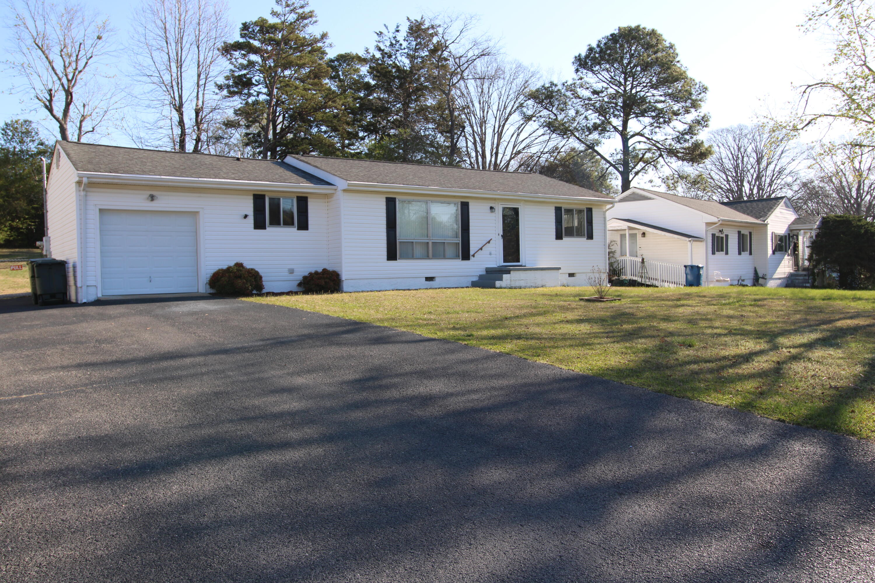 1205 Echo Drive