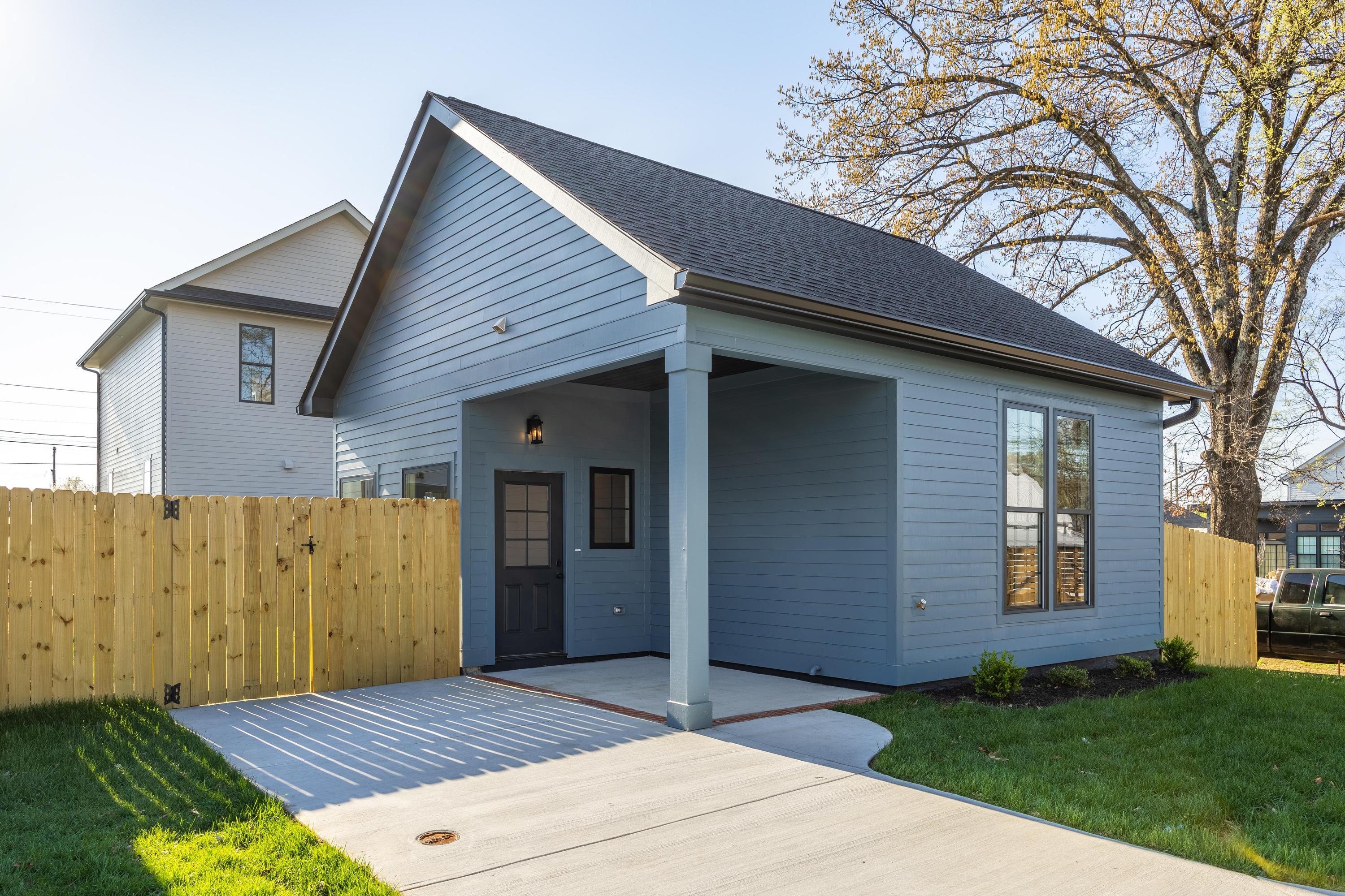 111 Scruggs Street
