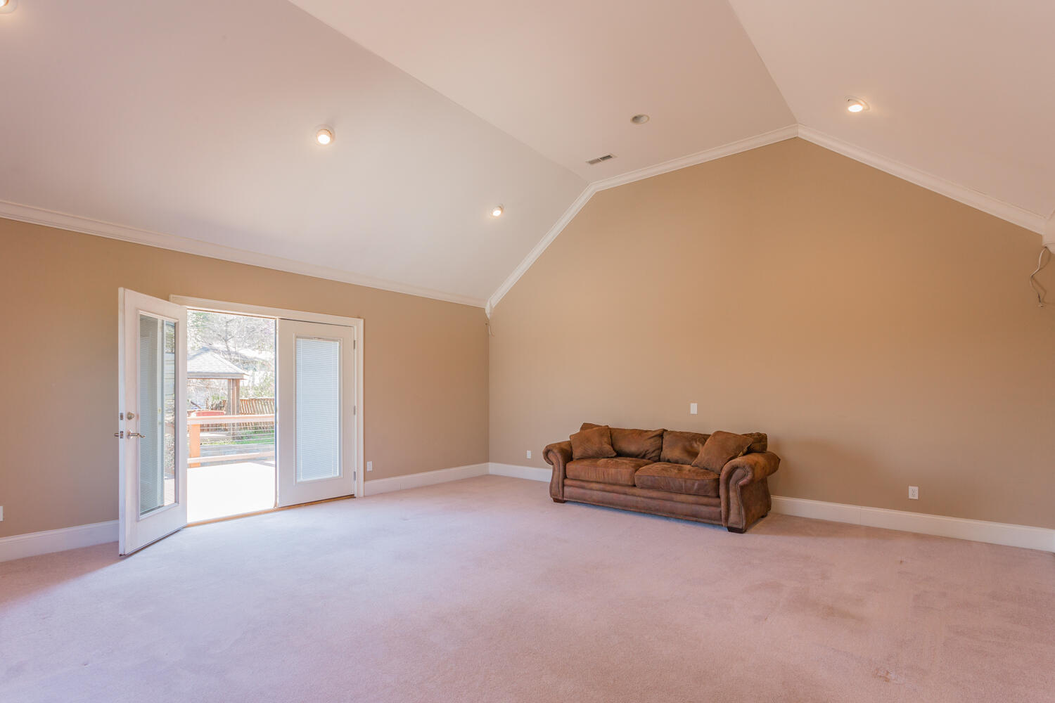 8608 Georgetown Trace Lane