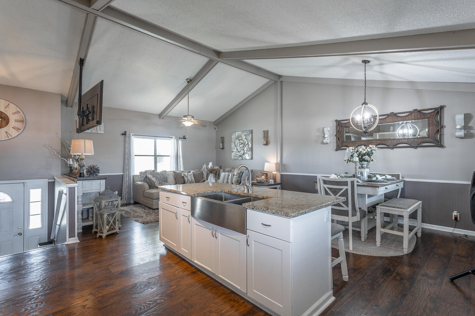 2813 Hidden Trail Lane