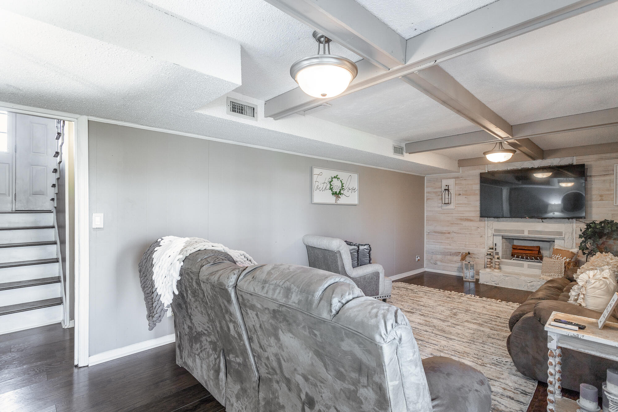 2813 Hidden Trail Lane