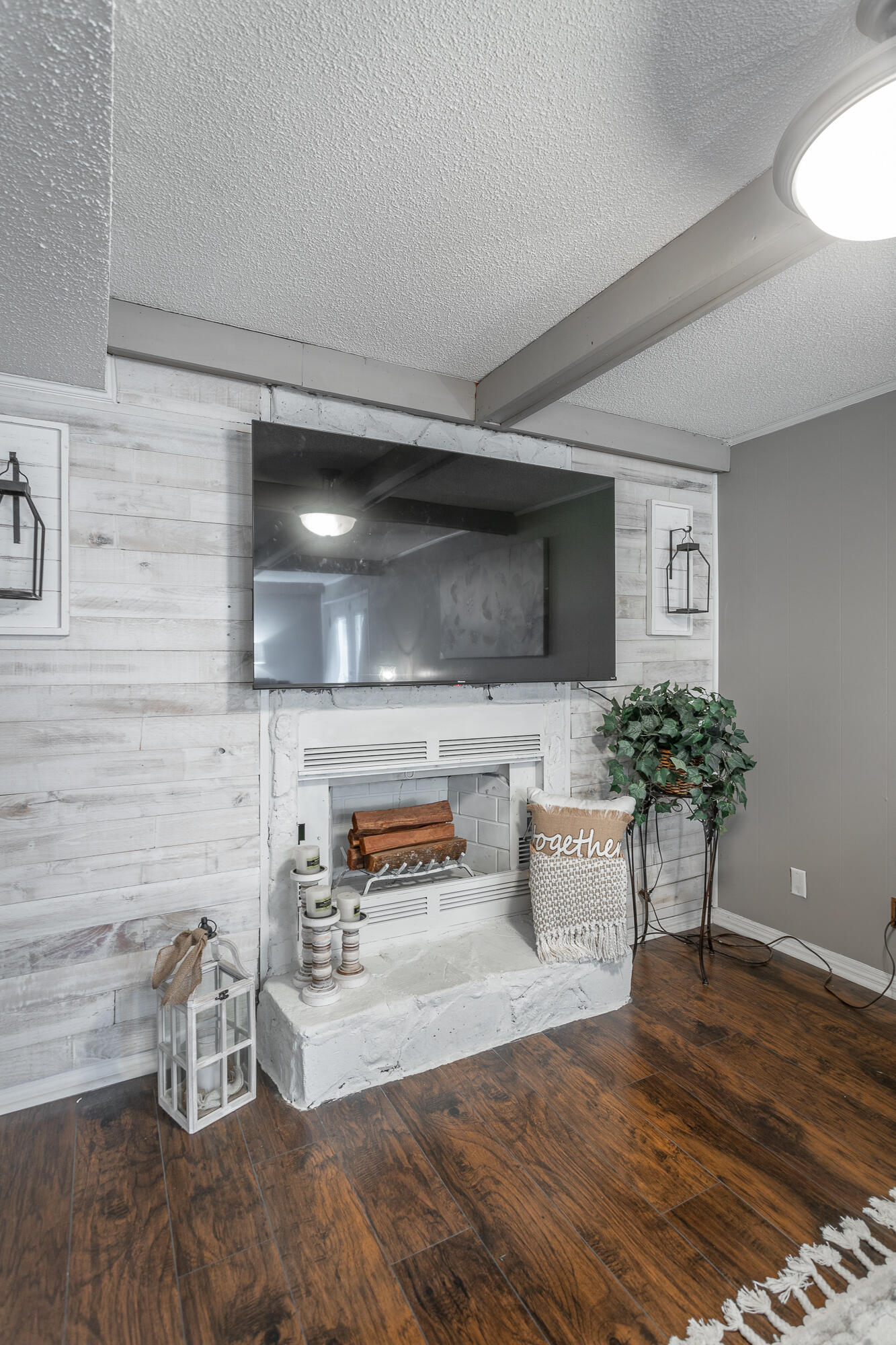 2813 Hidden Trail Lane