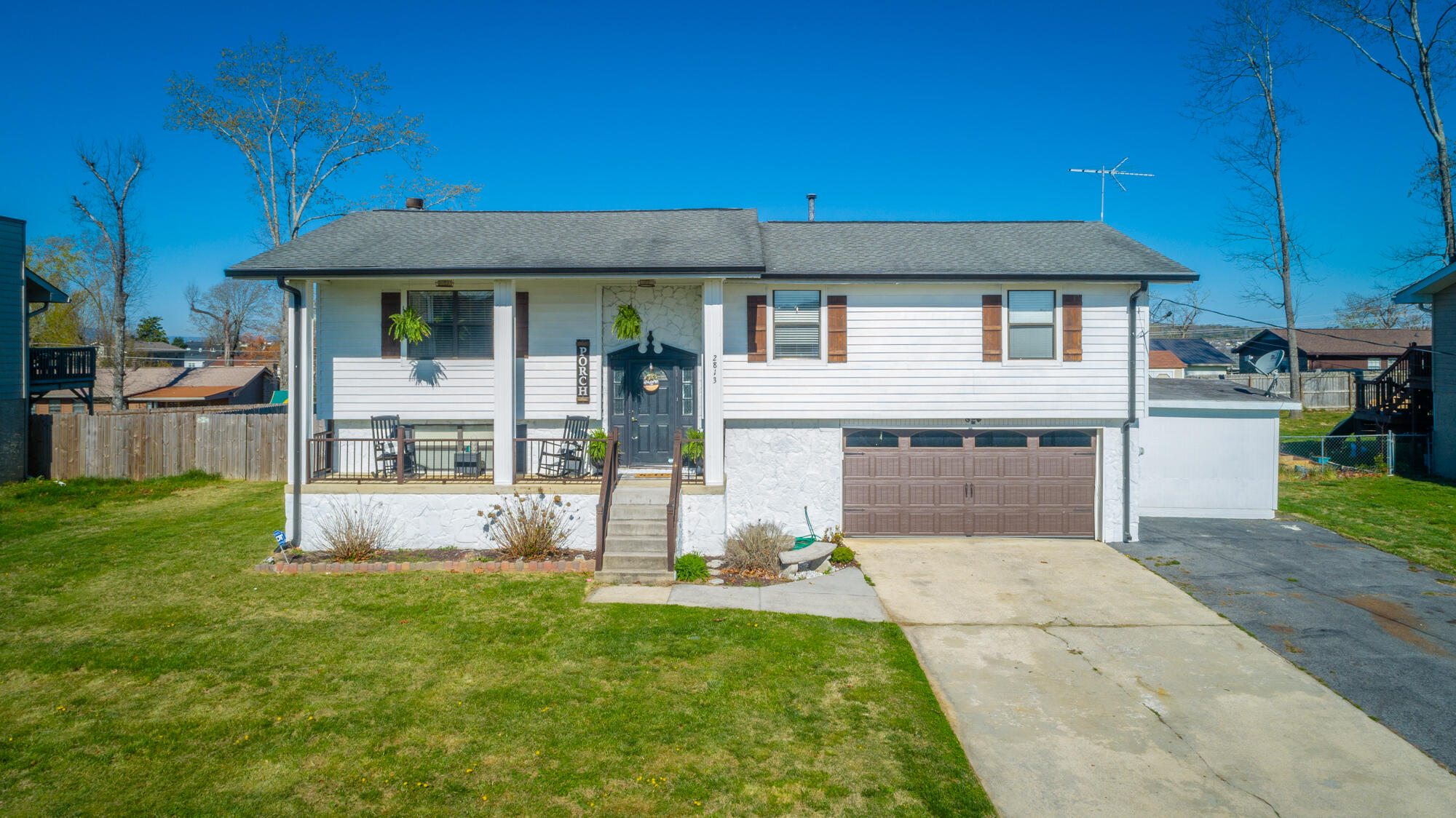 2813 Hidden Trail Lane