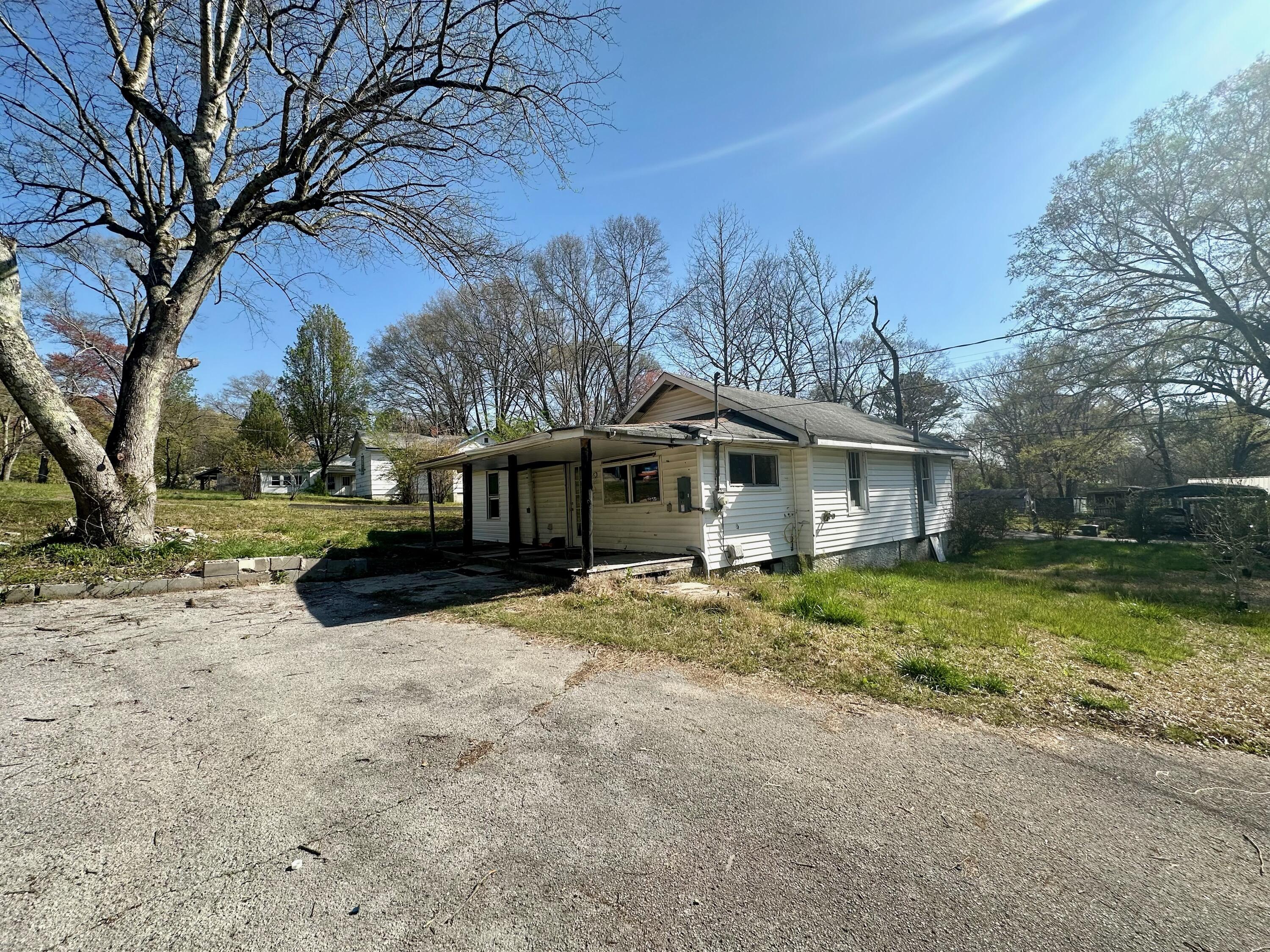 310 Glenn Street, LaFayette