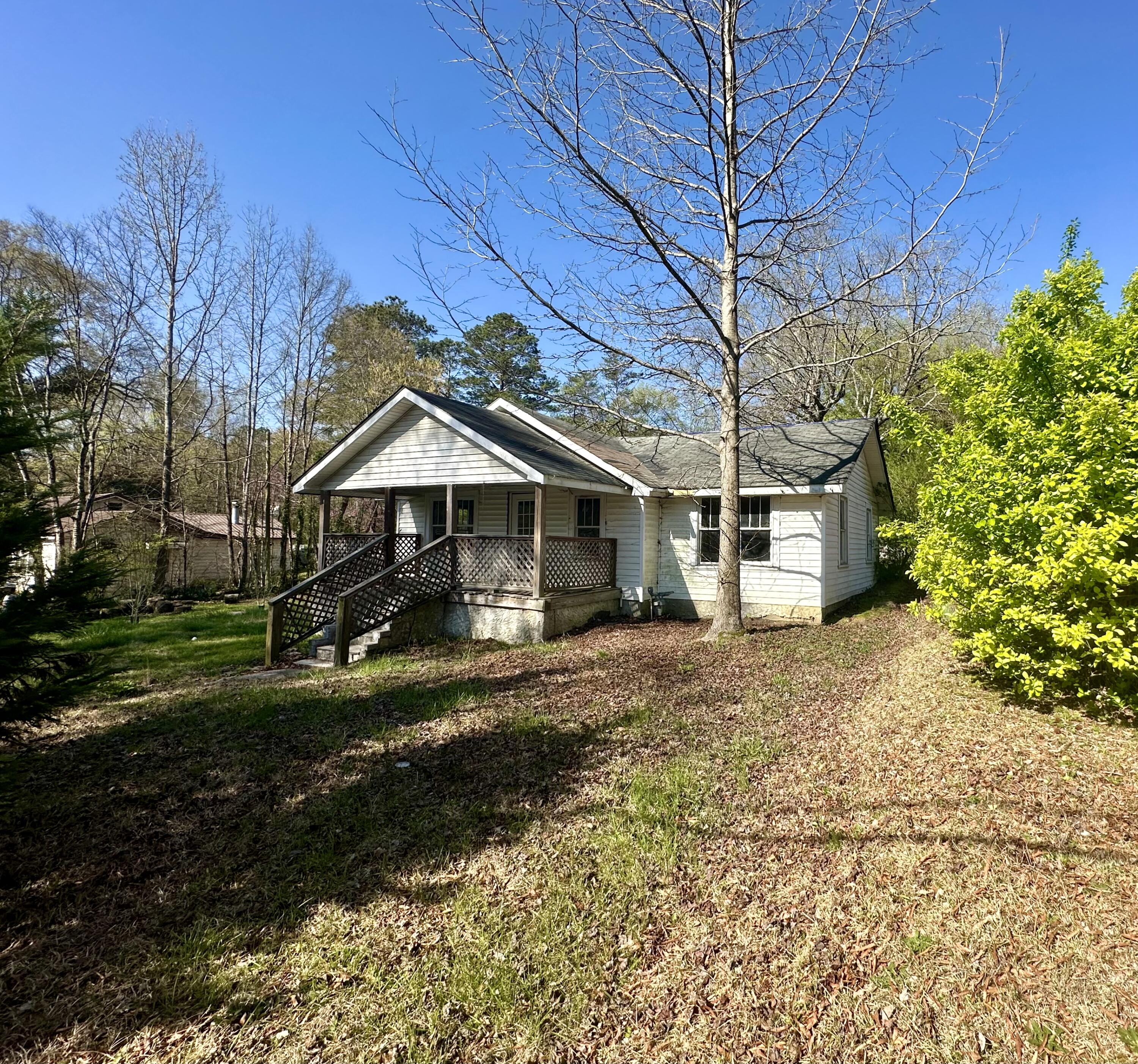 310 Glenn Street, LaFayette