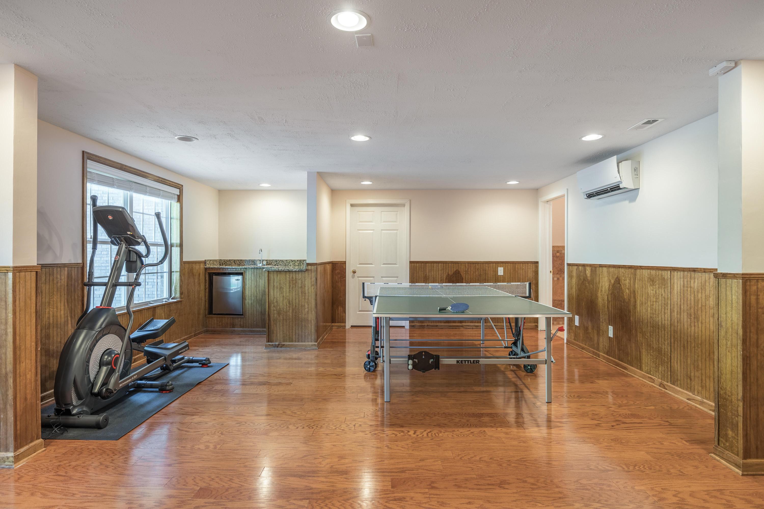 9875 Fieldcrest Drive