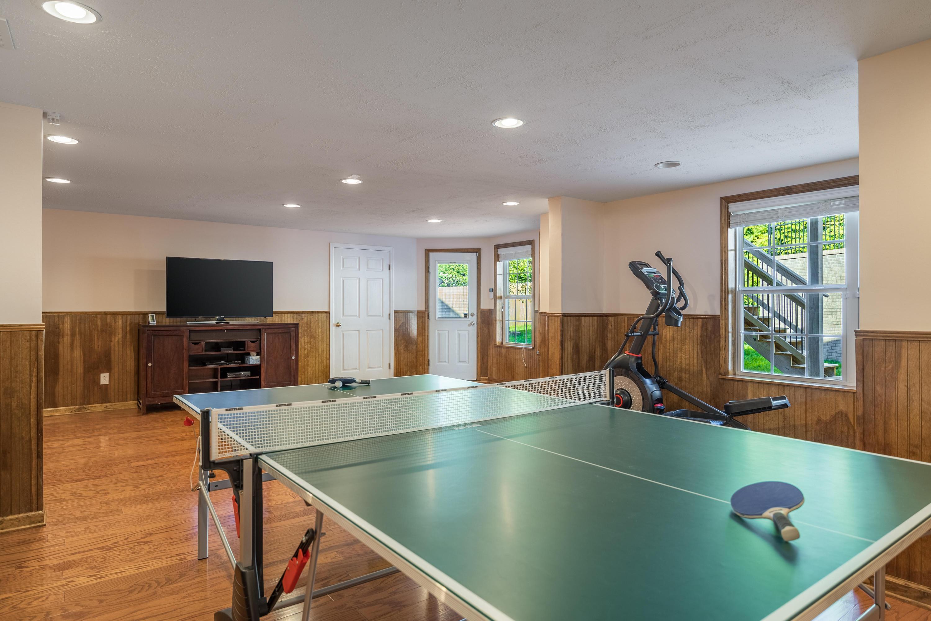 9875 Fieldcrest Drive