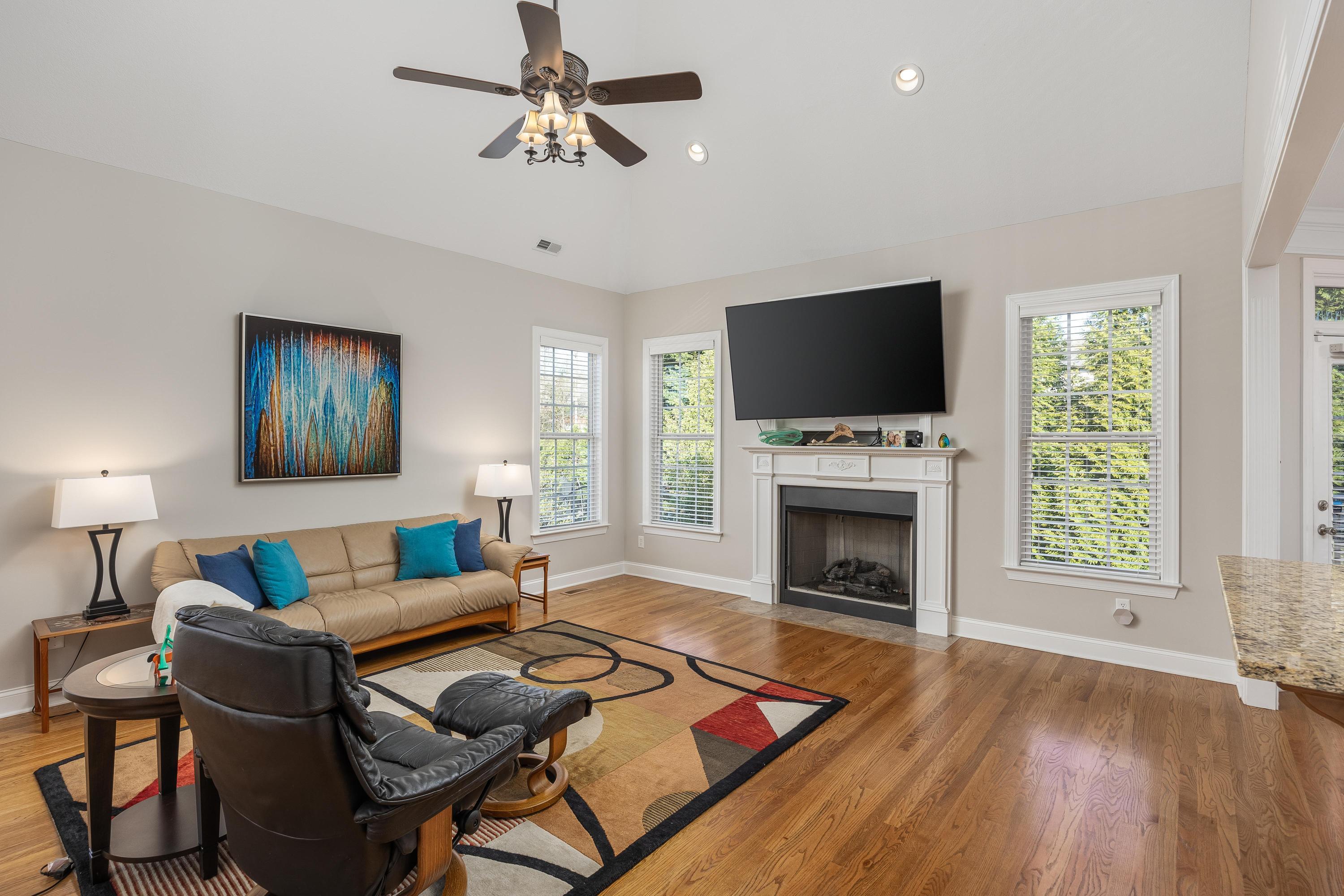 9875 Fieldcrest Drive