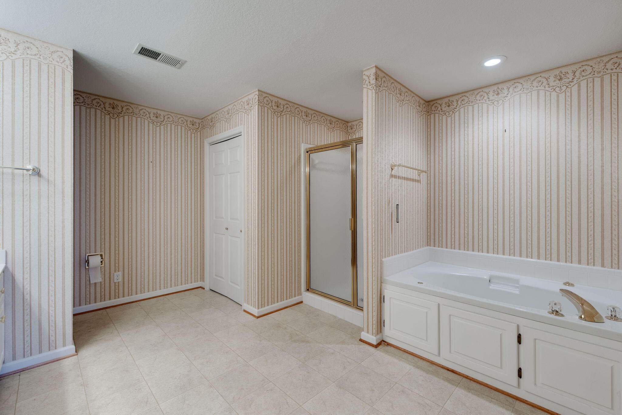 4640 Fire Pink Trail