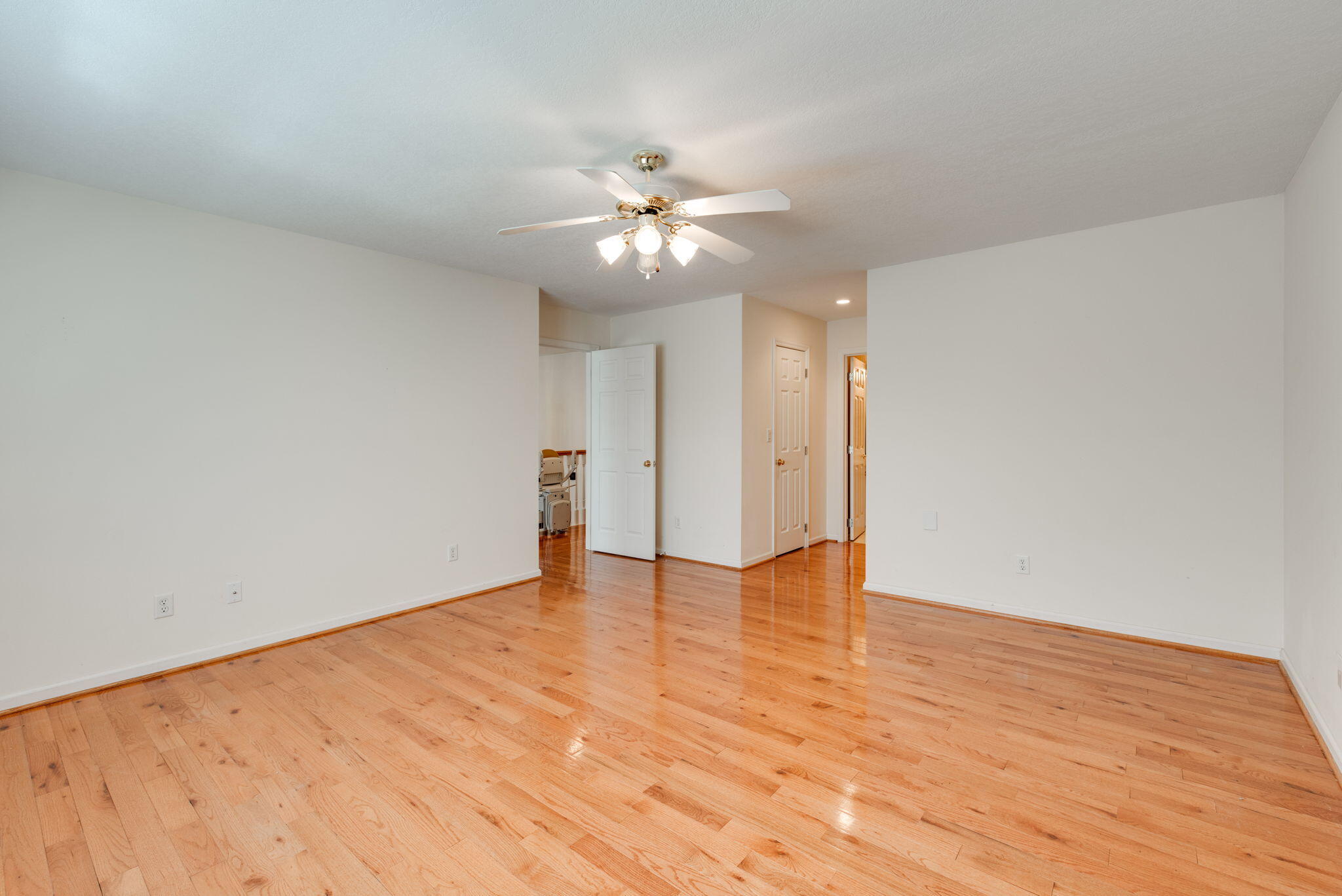 4640 Fire Pink Trail