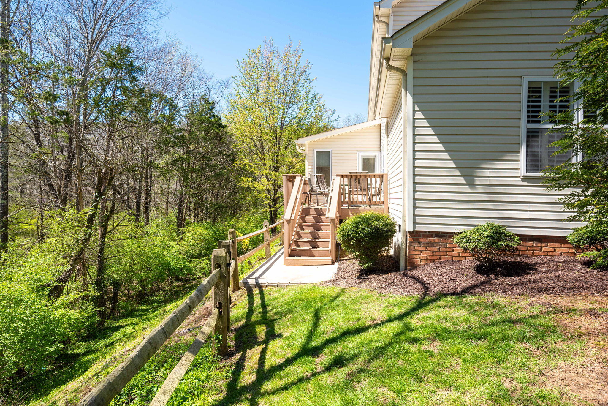 4640 Fire Pink Trail