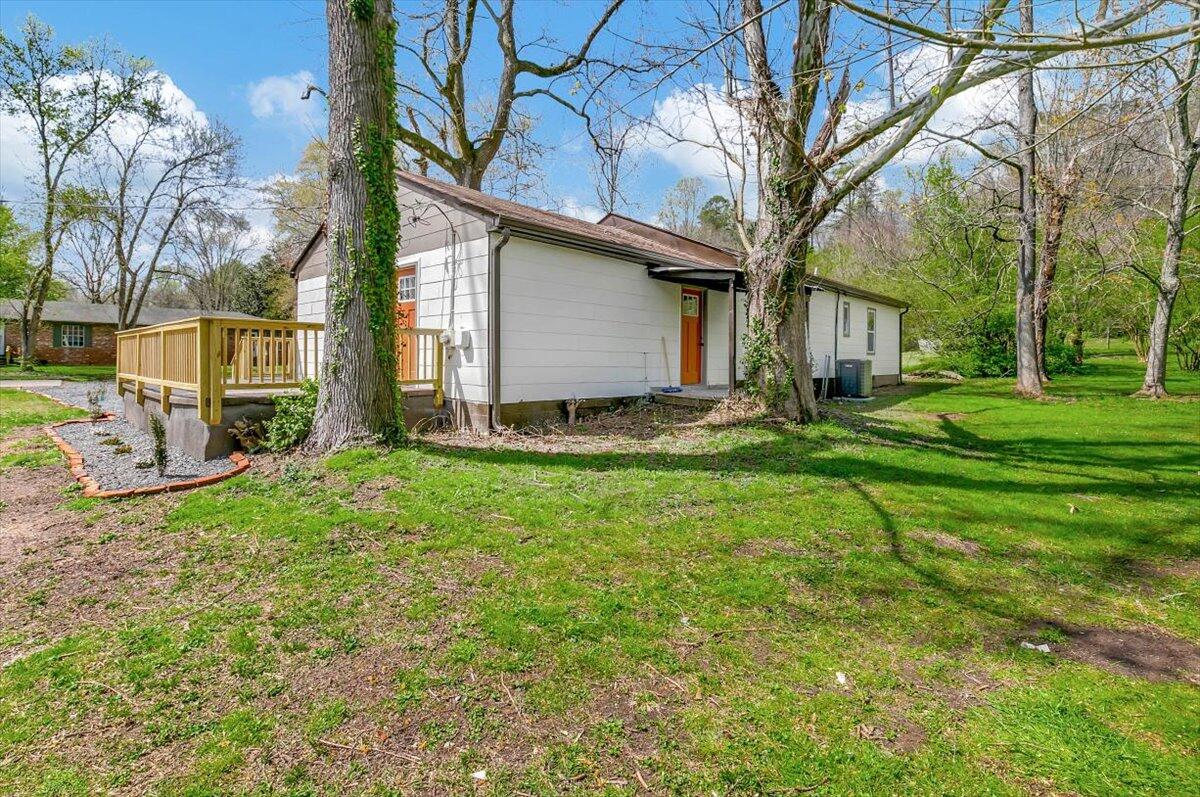 3 Webb Circle