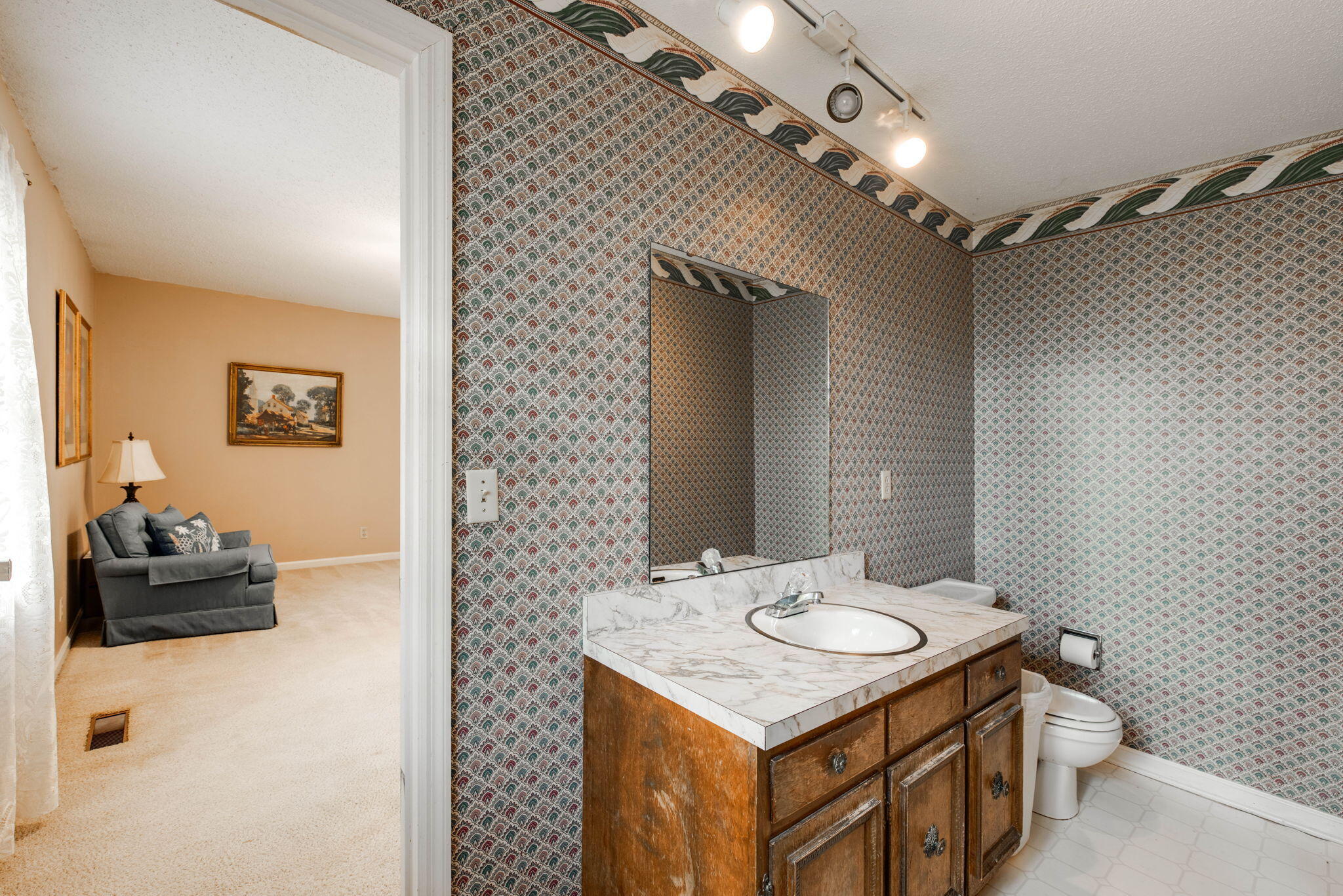 5116 Hunter Trail