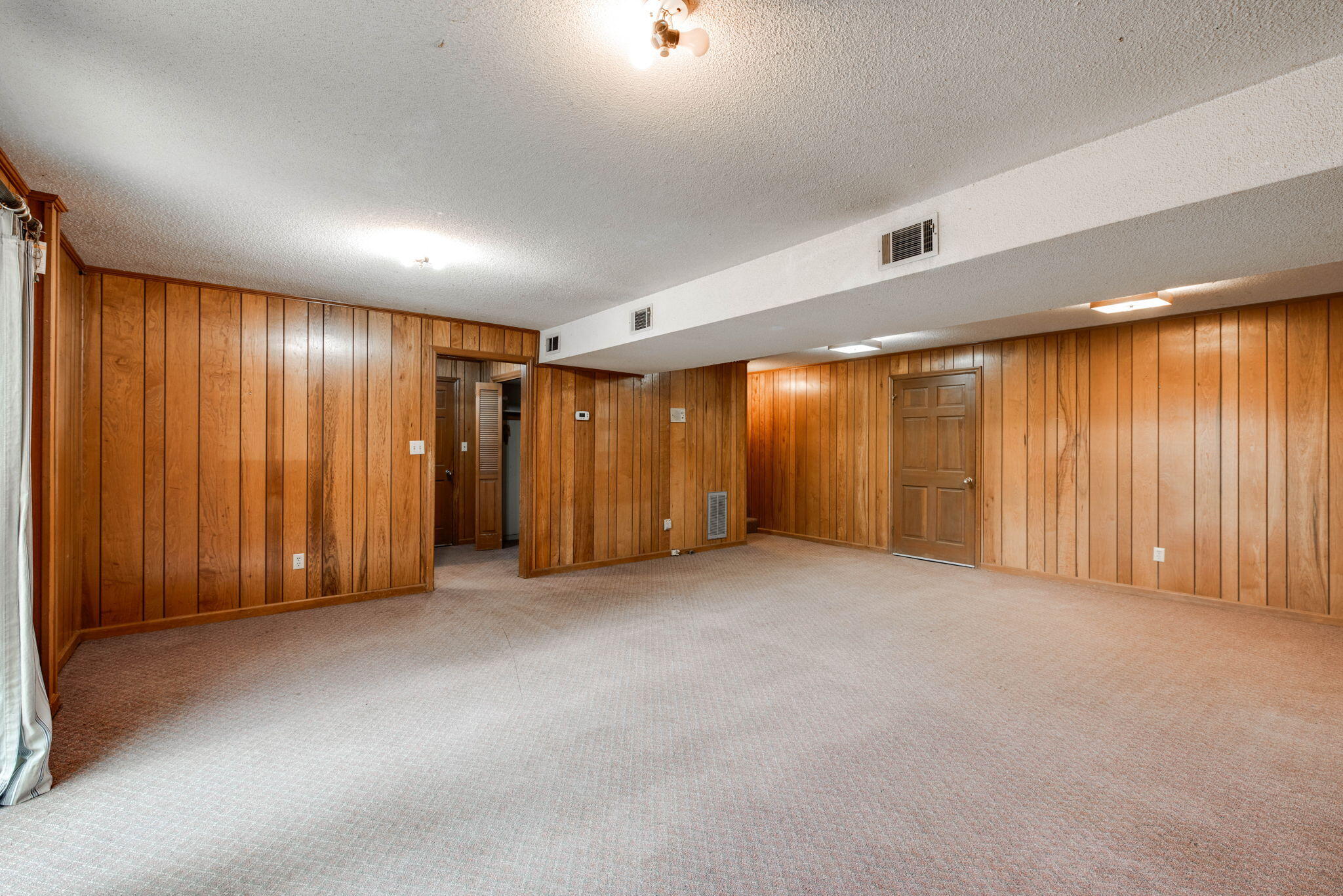 5116 Hunter Trail