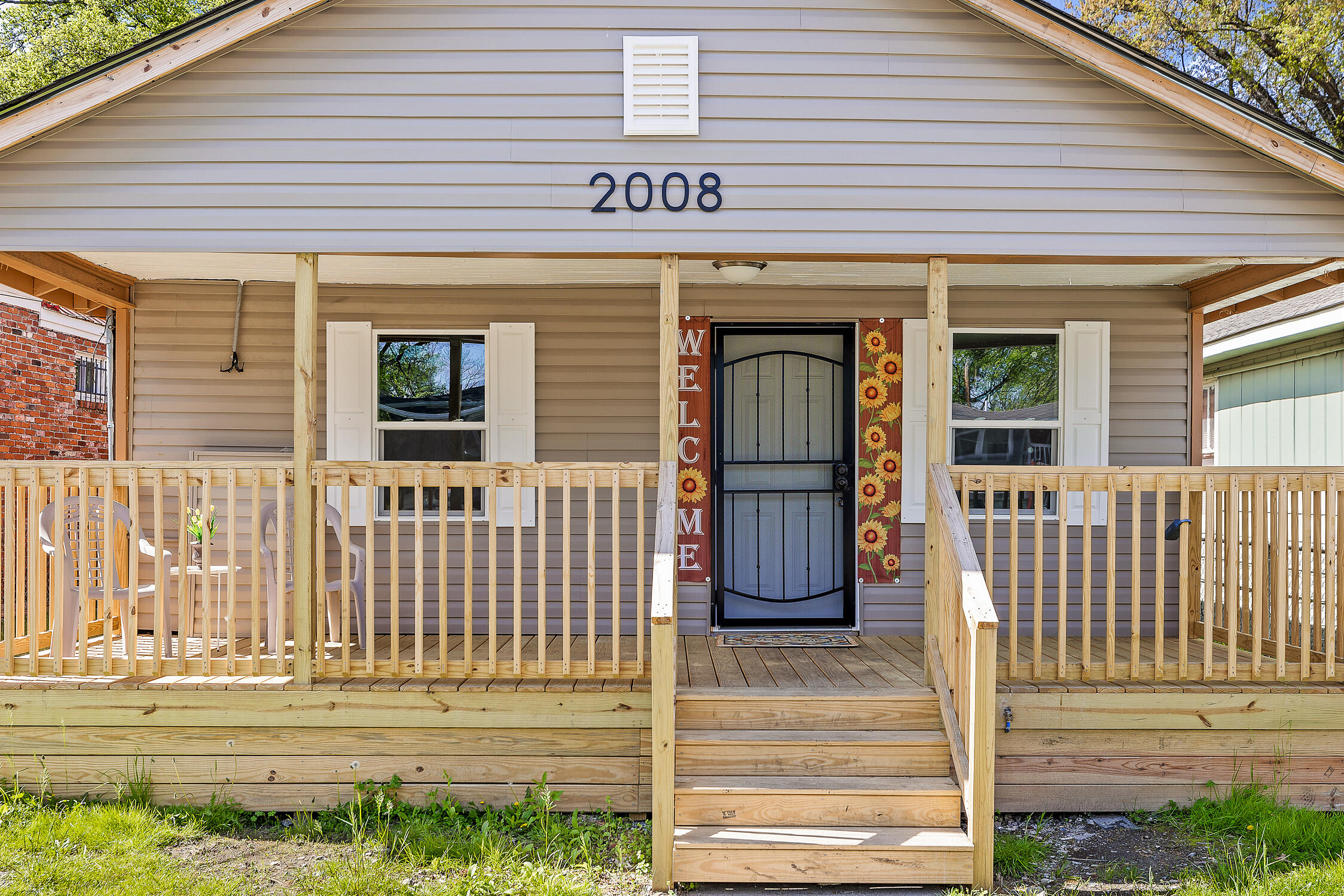 2008 Blackford Street