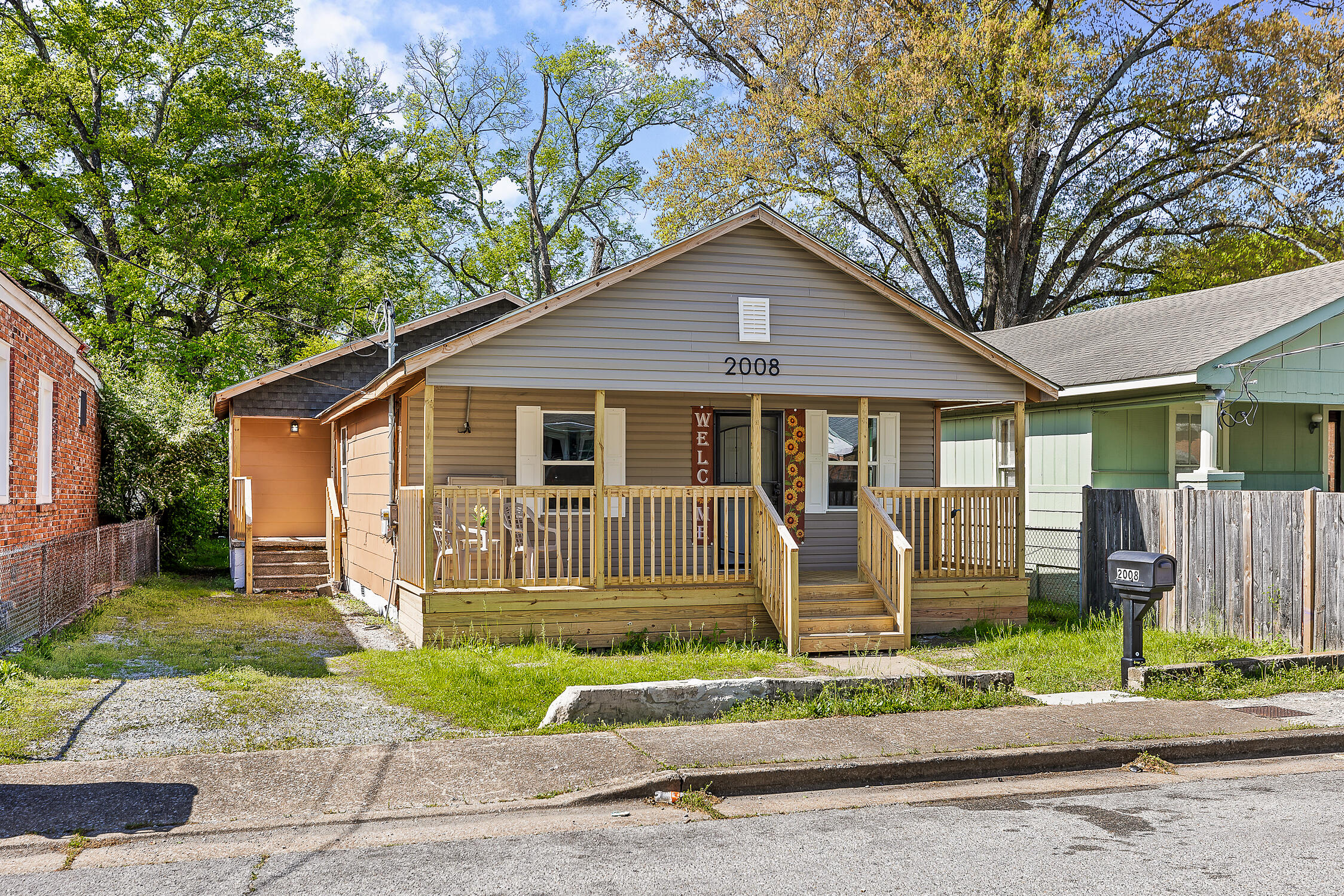 2008 Blackford Street