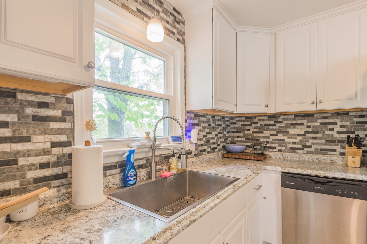 5801 Ragnar Drive