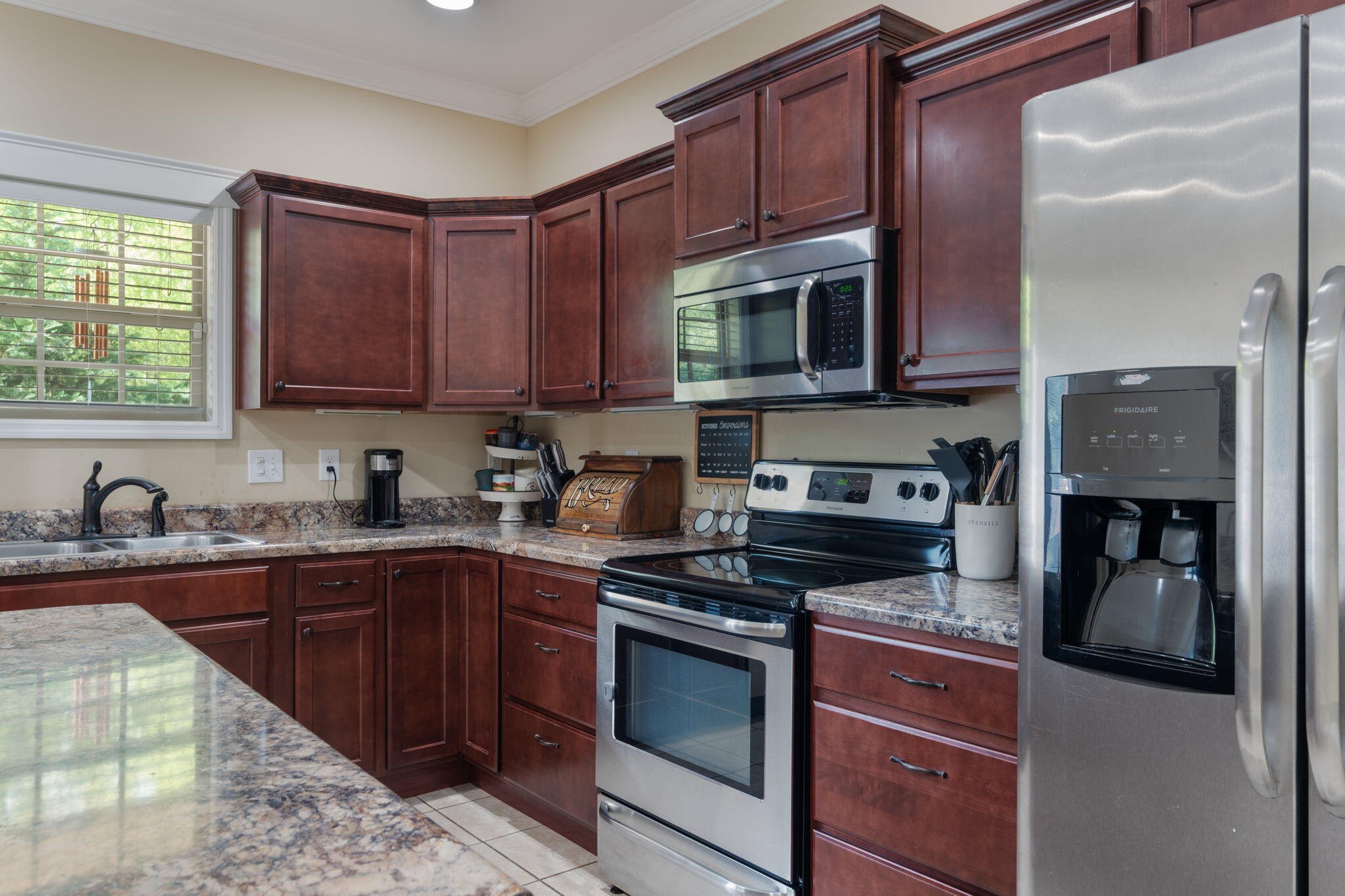 230 NW Silver Springs Trail