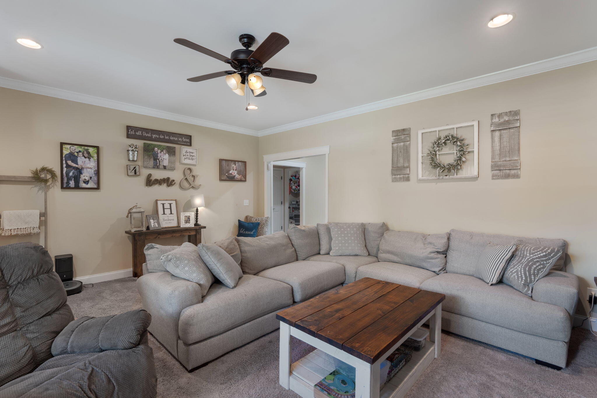 230 NW Silver Springs Trail