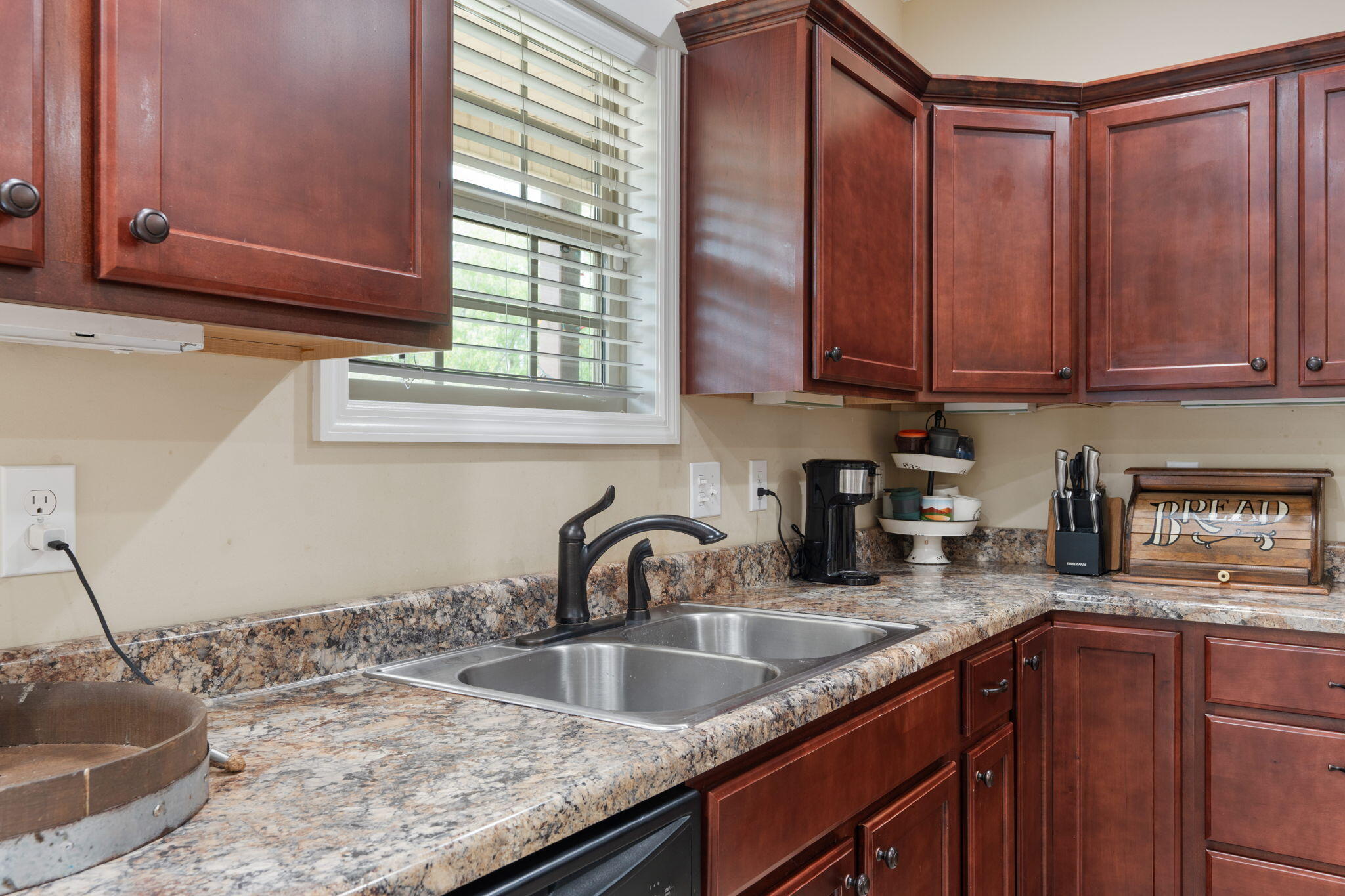 230 NW Silver Springs Trail